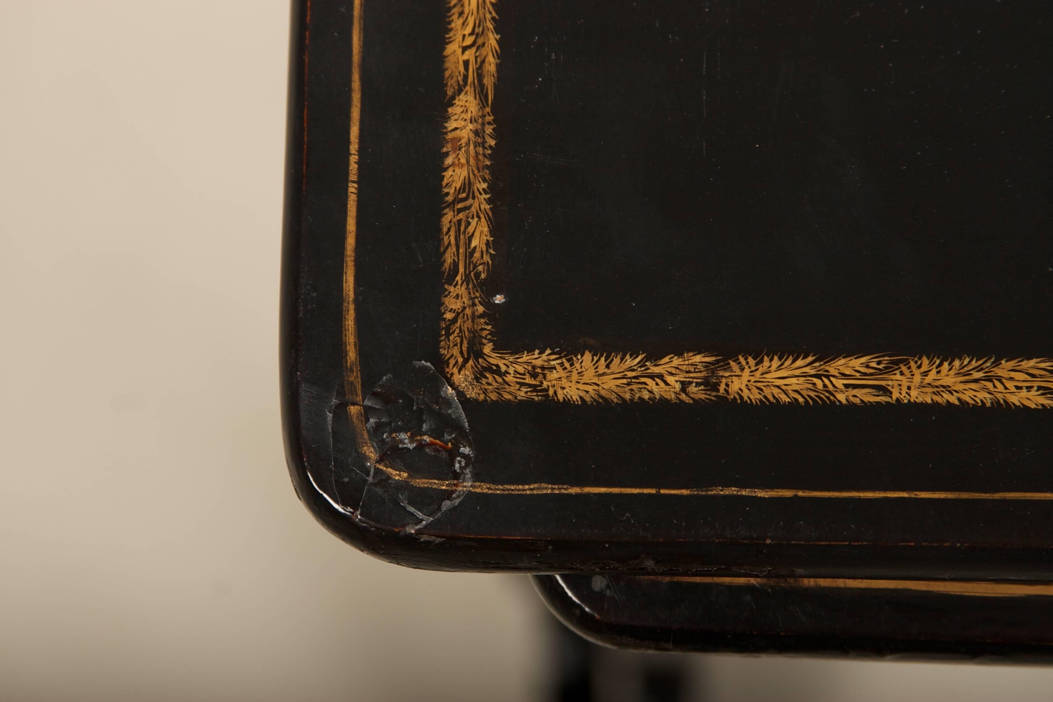 Tables gigognes Regency du XIXe siècle, ensemble de trois pièces en vente 2