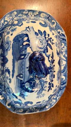Staffordshire Ironstone covered Vegetable Dish or small Tureen, mid 19th century