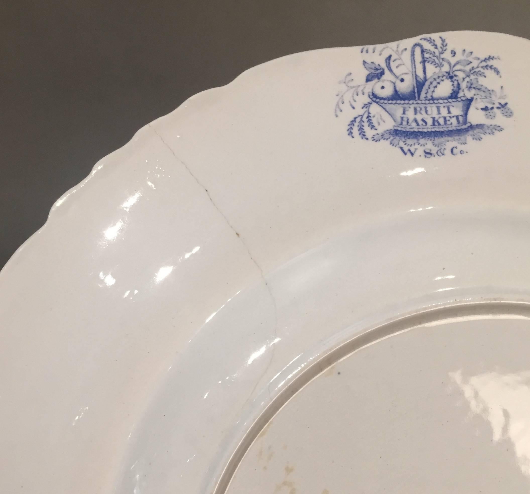 English 19th Century, William Smith & Co. Wedgewood 12 Dinner Plates