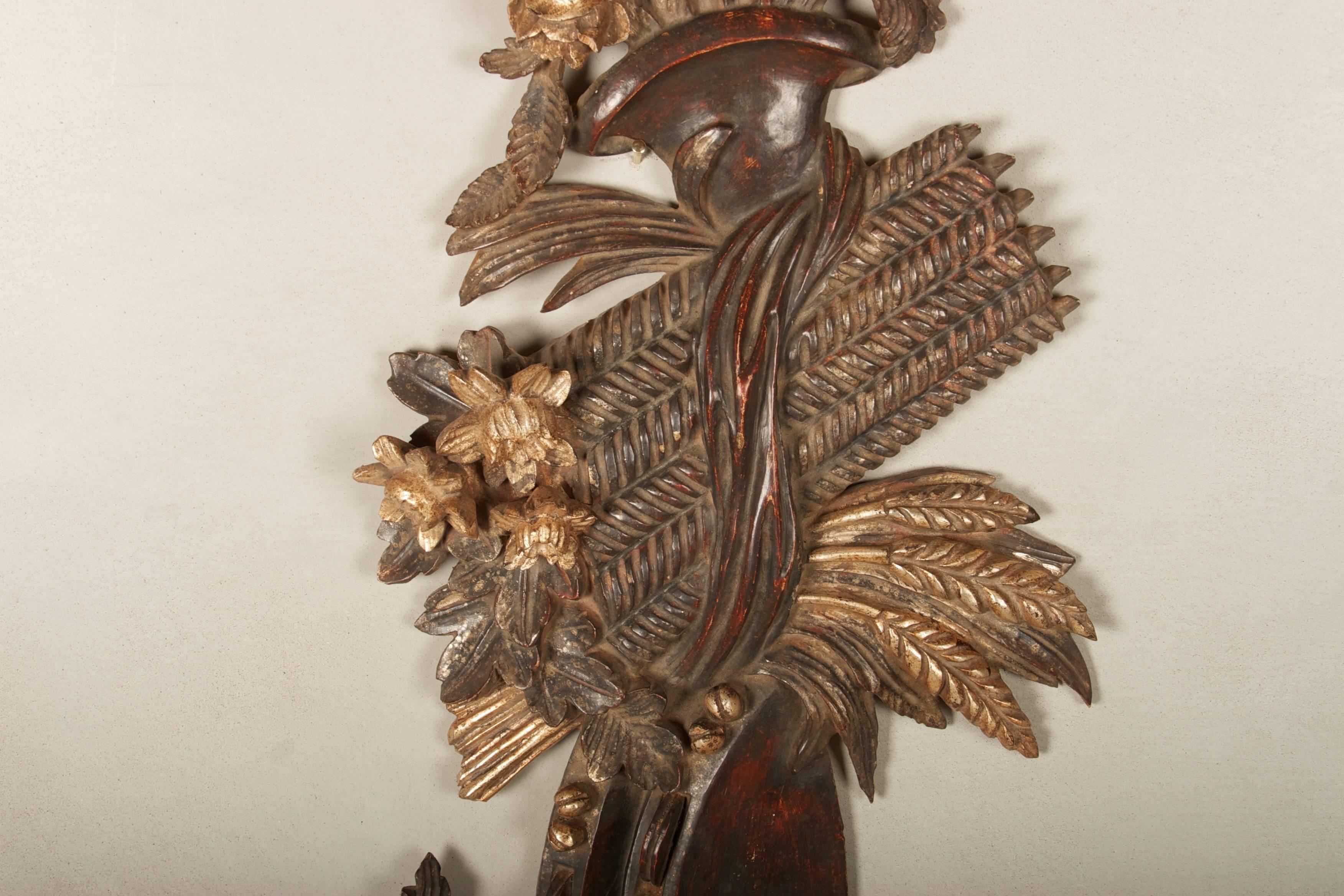Paar geschnitzte englische Regency-Wandleuchter oder Wandapplikationen aus vergoldetem Holz aus dem 19. Jahrhundert (Vergoldetes Holz) im Angebot