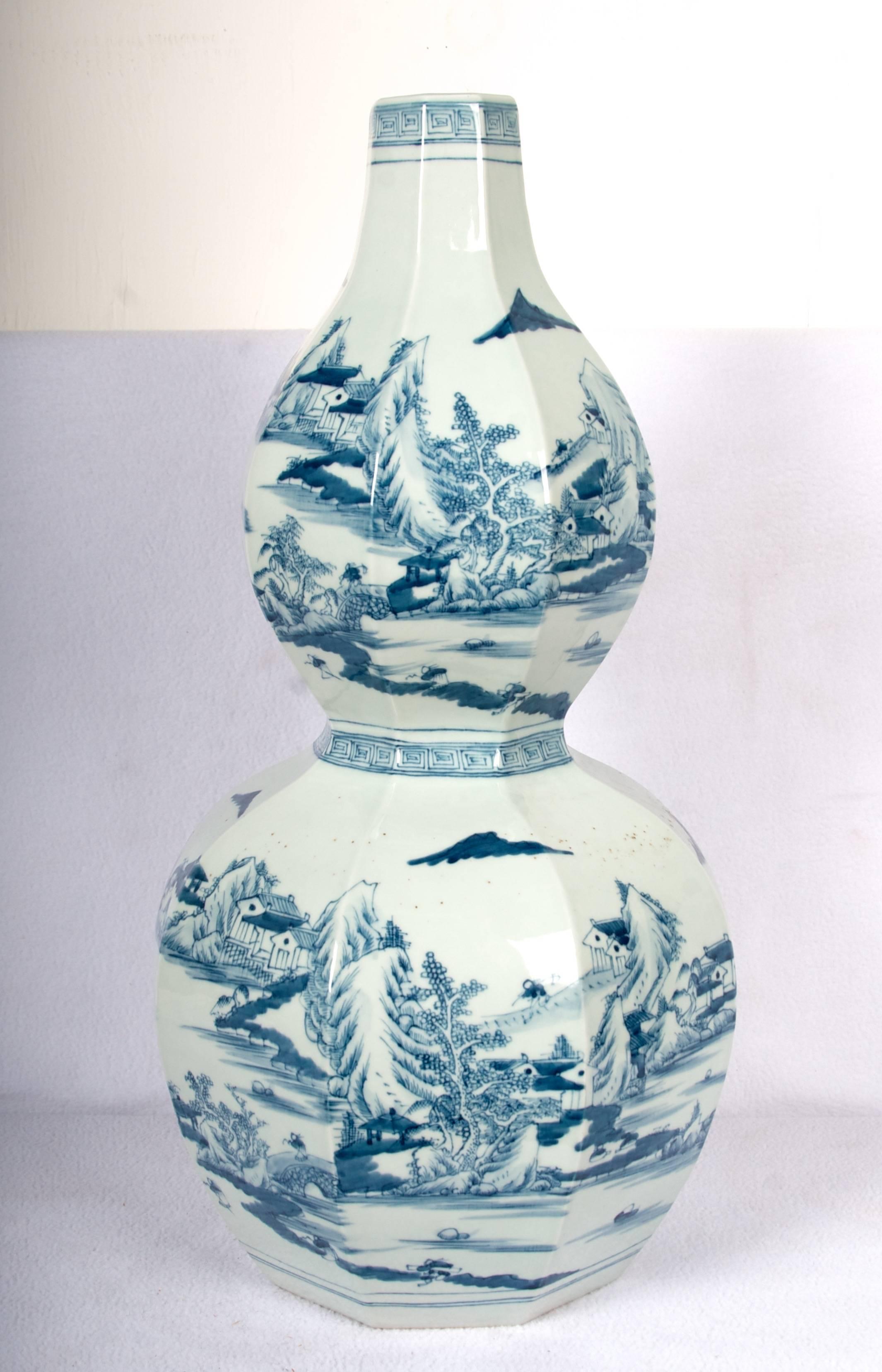 Chinese Octagon Double Gourd Shaped Blue and White Vase