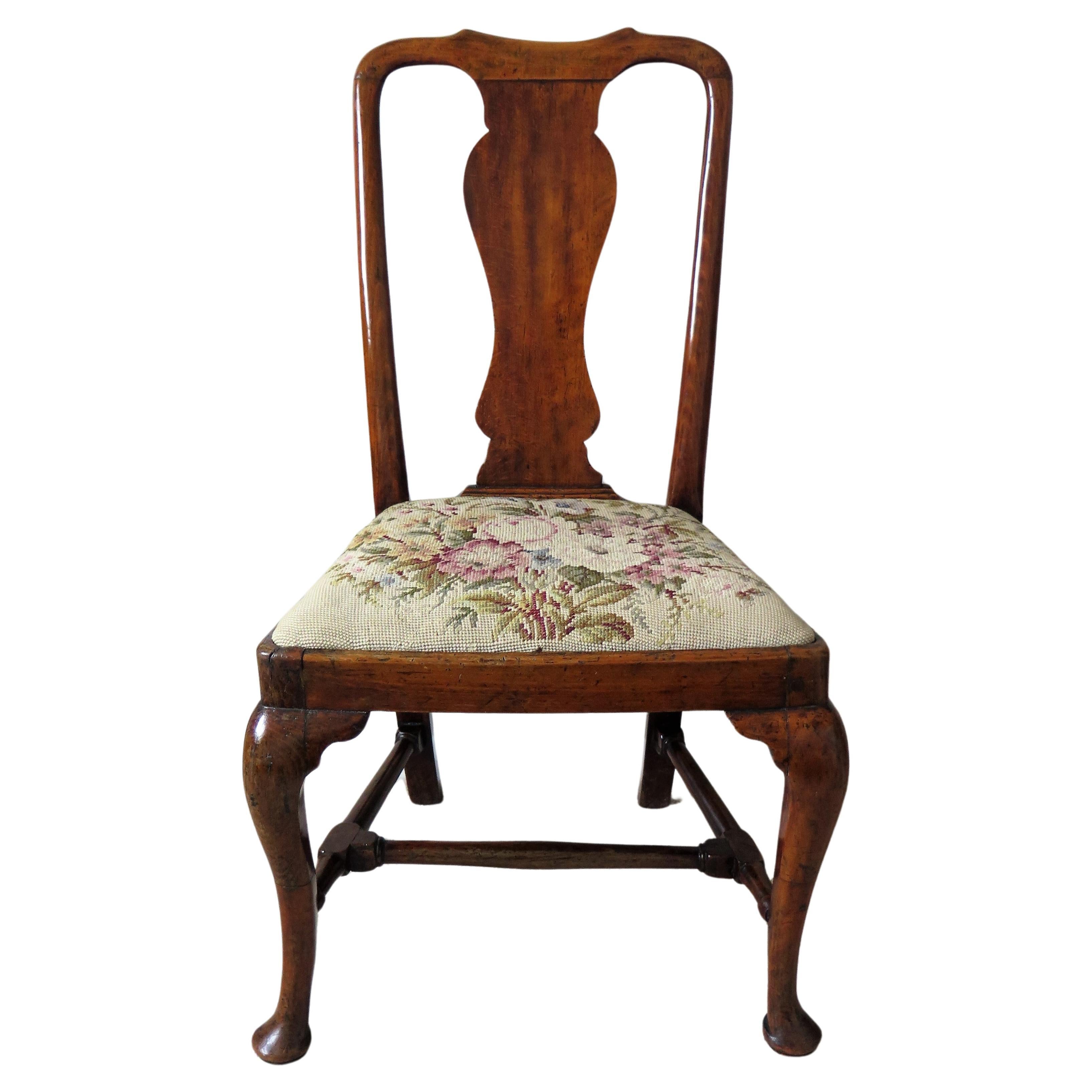 Queen Anne Period Walnut Chair Cabriole Legs and Stretchers, English circa 1700