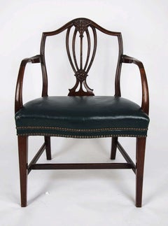 Sillón Georgiano Asiento de Cuero Verde, Inglés Hepplewhite circa 1785