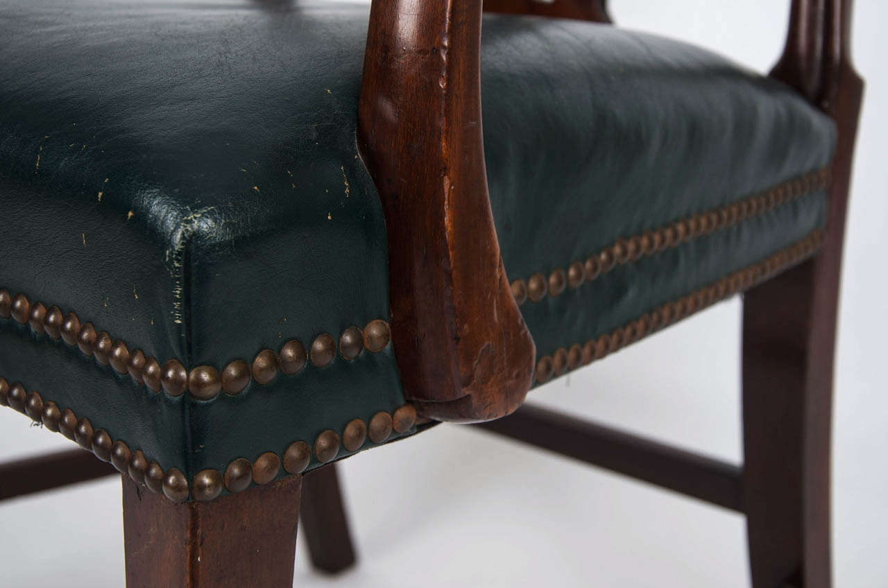 Hand-Carved Georgian Armchair Green Leather Seat, English Hepplewhite circa 1785 For Sale