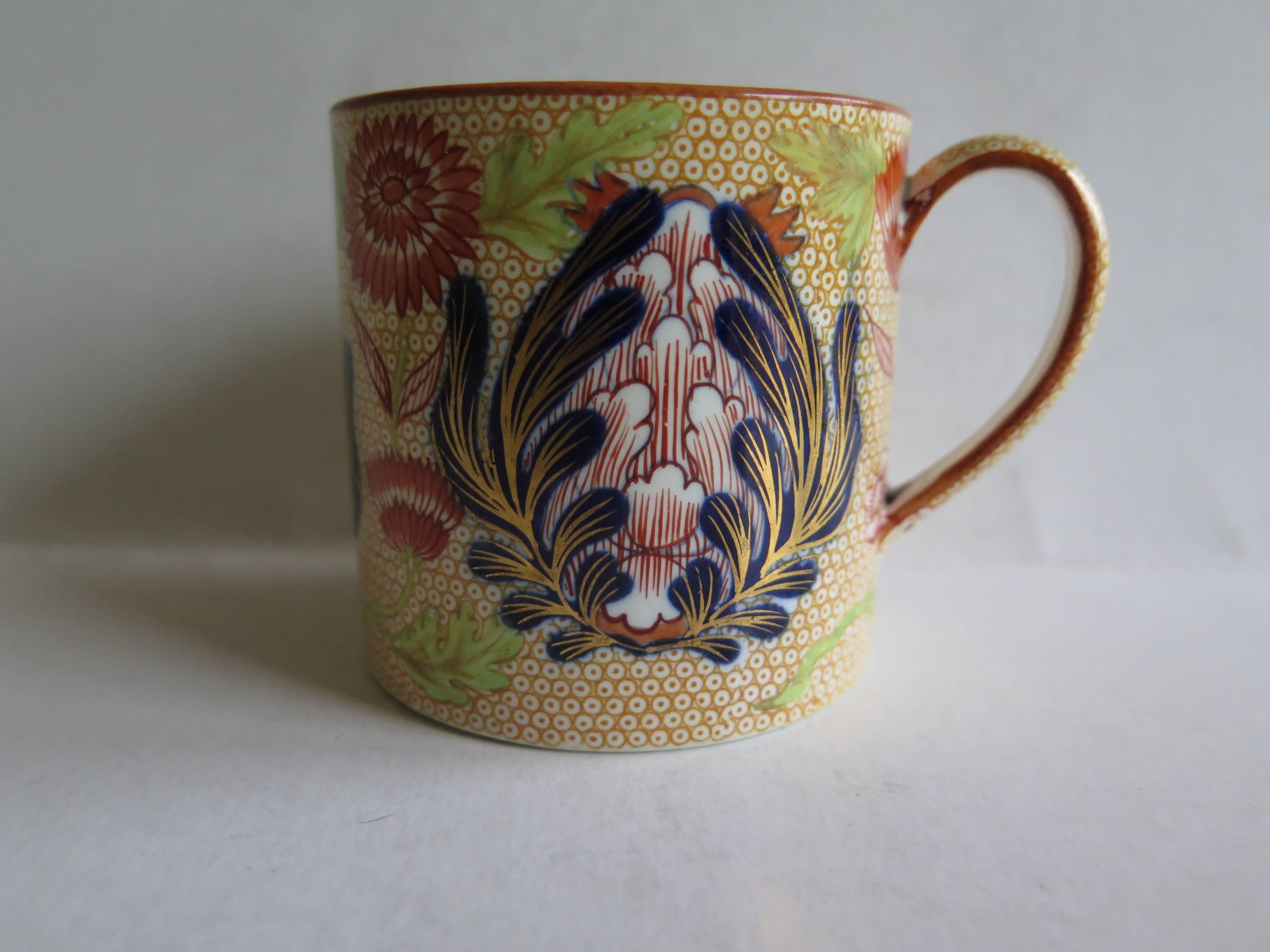 This is a beautiful COFFEE CAN by the WEDGWOOD factory from the late George 111 period, made very early in the 19th Century, circa 1800 to 1810.

The coffee can has a generous loop handle and is made of 