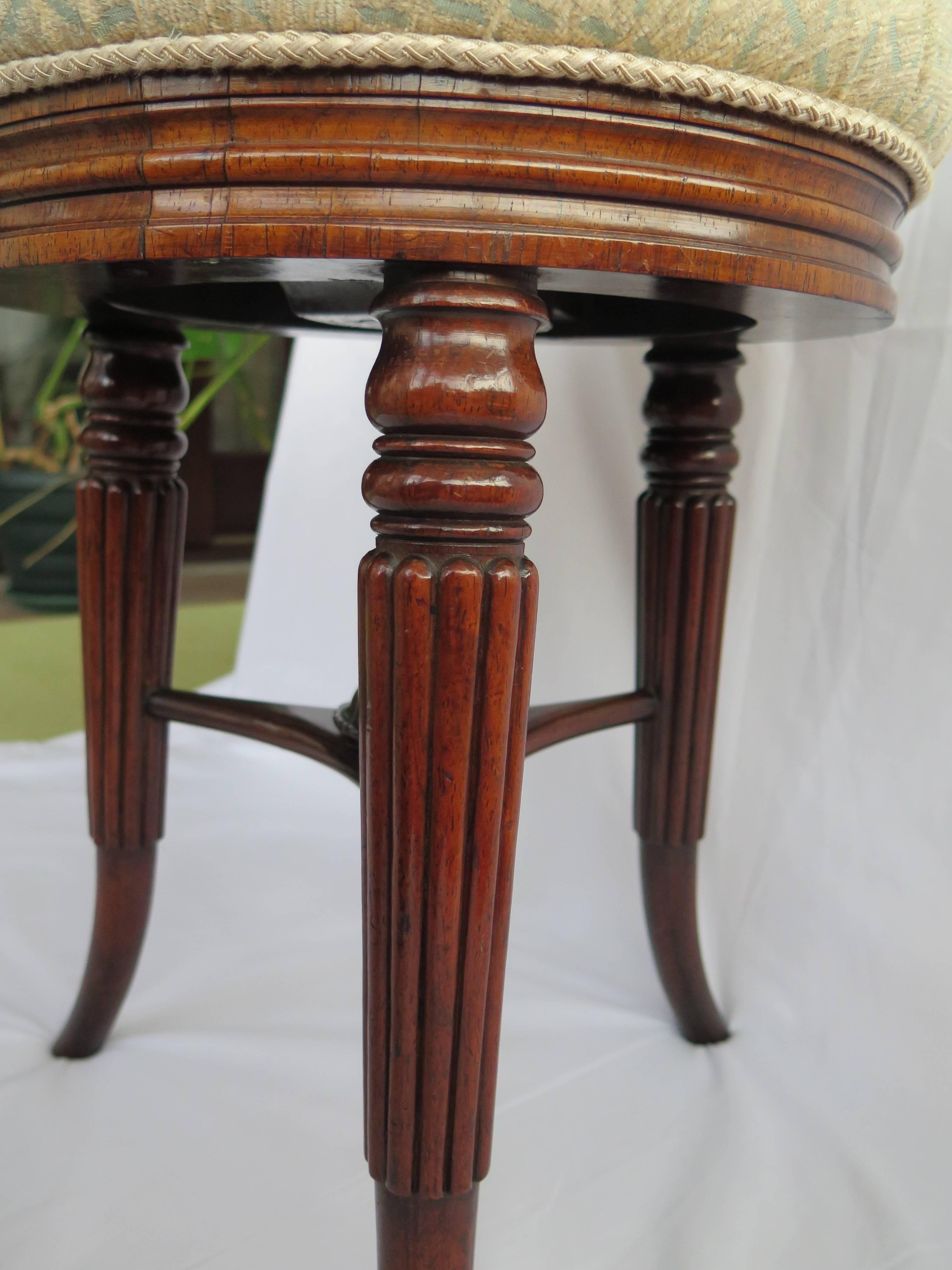Fine, Georgian, Regency Period, STOOL, Reeded, Rosewood, circa 1820 In Excellent Condition In Lincoln, Lincolnshire
