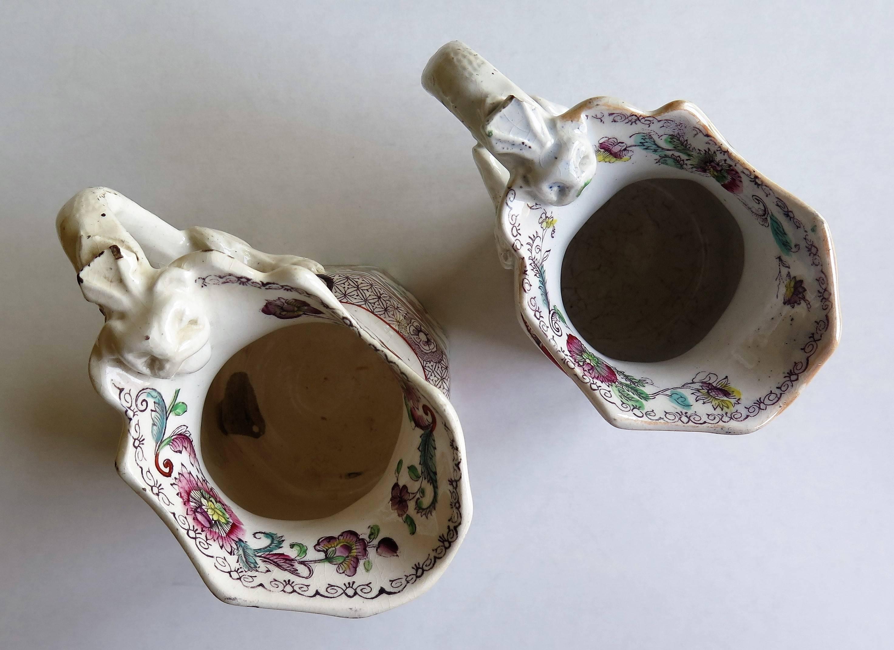 Rare PAIR of Mason's Ironstone Fenton Jugs in Tree Peony Pattern, Ca 1840 In Good Condition In Lincoln, Lincolnshire