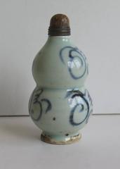 19th Century, Chinese Porcelain SNUFF BOTTLE, Blue and White, Ming Style