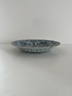 Kraak Chinese Export Porcelain Dish, Blue and White, Ming, Circa 1600