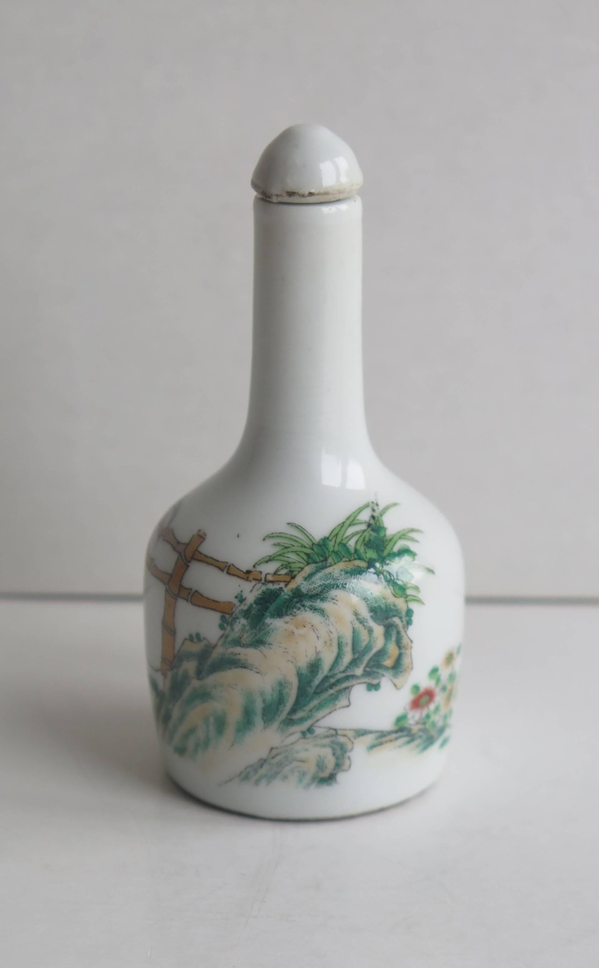 Hand-Crafted Chinese Export Snuff Bottle porcelain with roosters, signed to base Circa 1940 For Sale