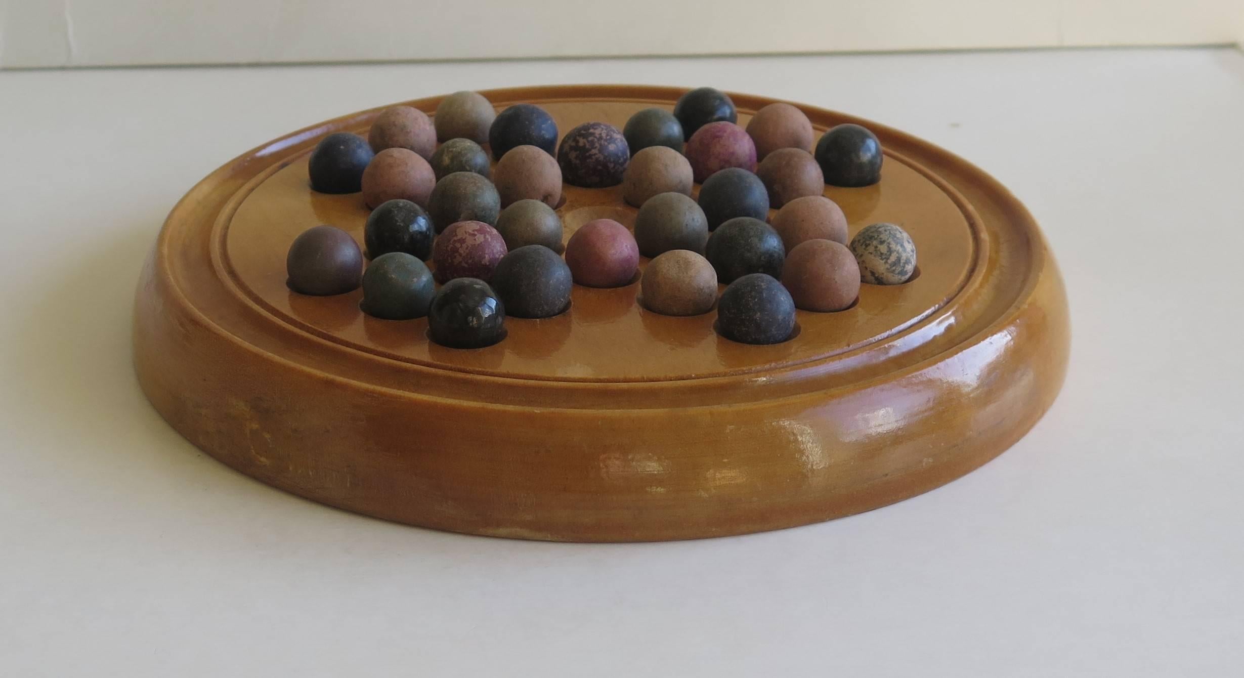 English 19th Century Marble Solitaire Board Game with 32 Handmade Marbles, Circa 1880