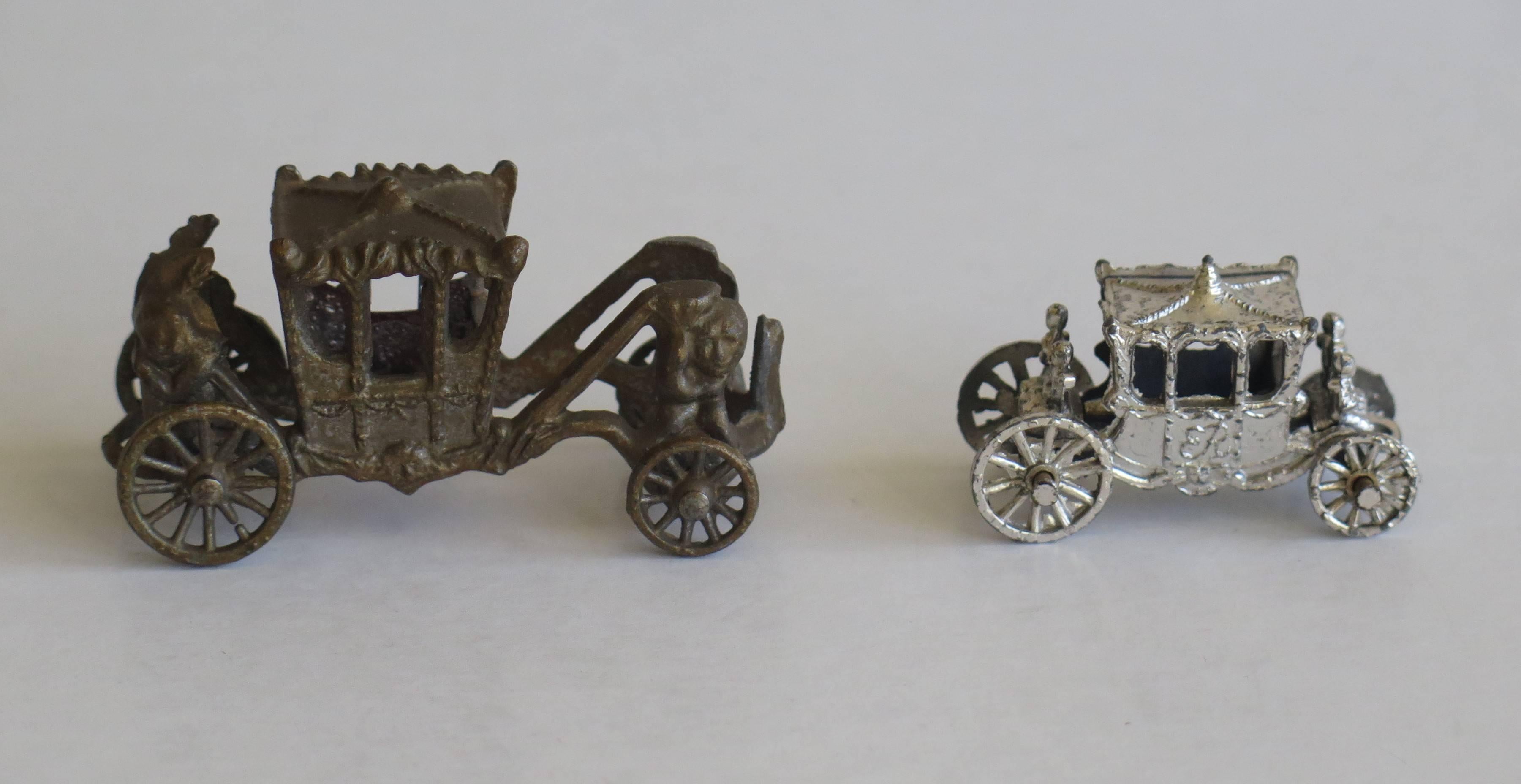 Two Commemorative Models Queen Elizabeth II Coronation Coach and Horses, Ca 1953 In Good Condition In Lincoln, Lincolnshire