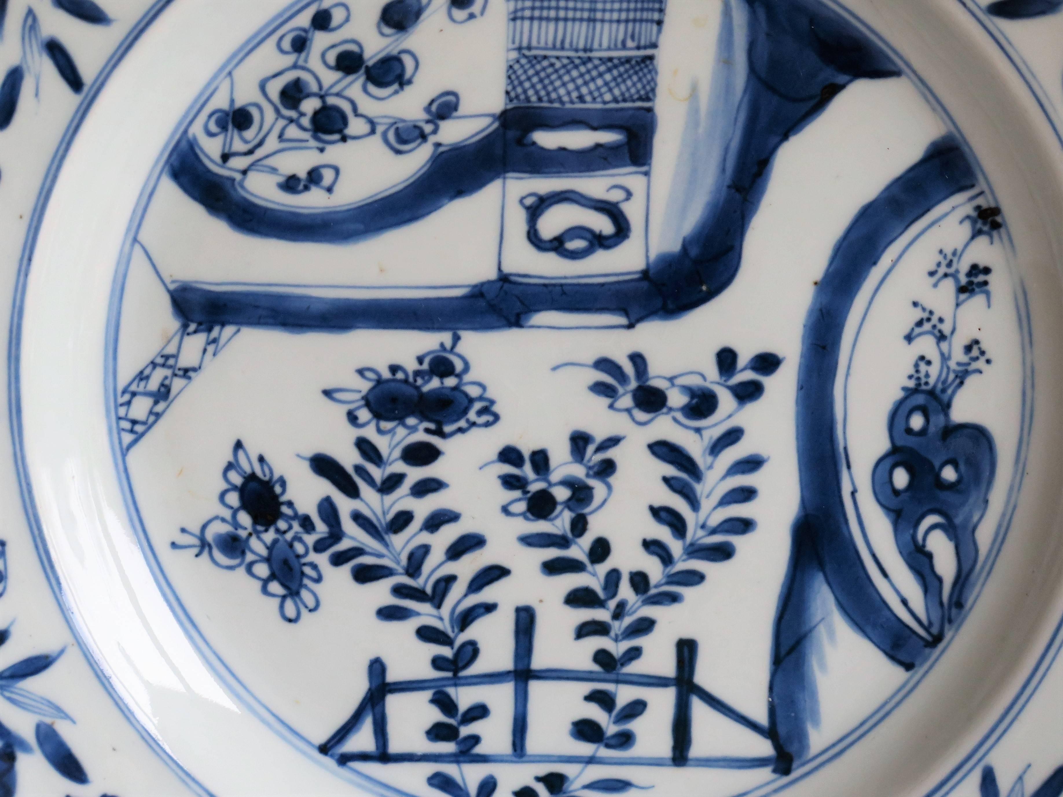 Large 18thC. Chinese Plate Porcelain Blue and White Rivet Repair, Qing Ca. 1720 In Good Condition In Lincoln, Lincolnshire