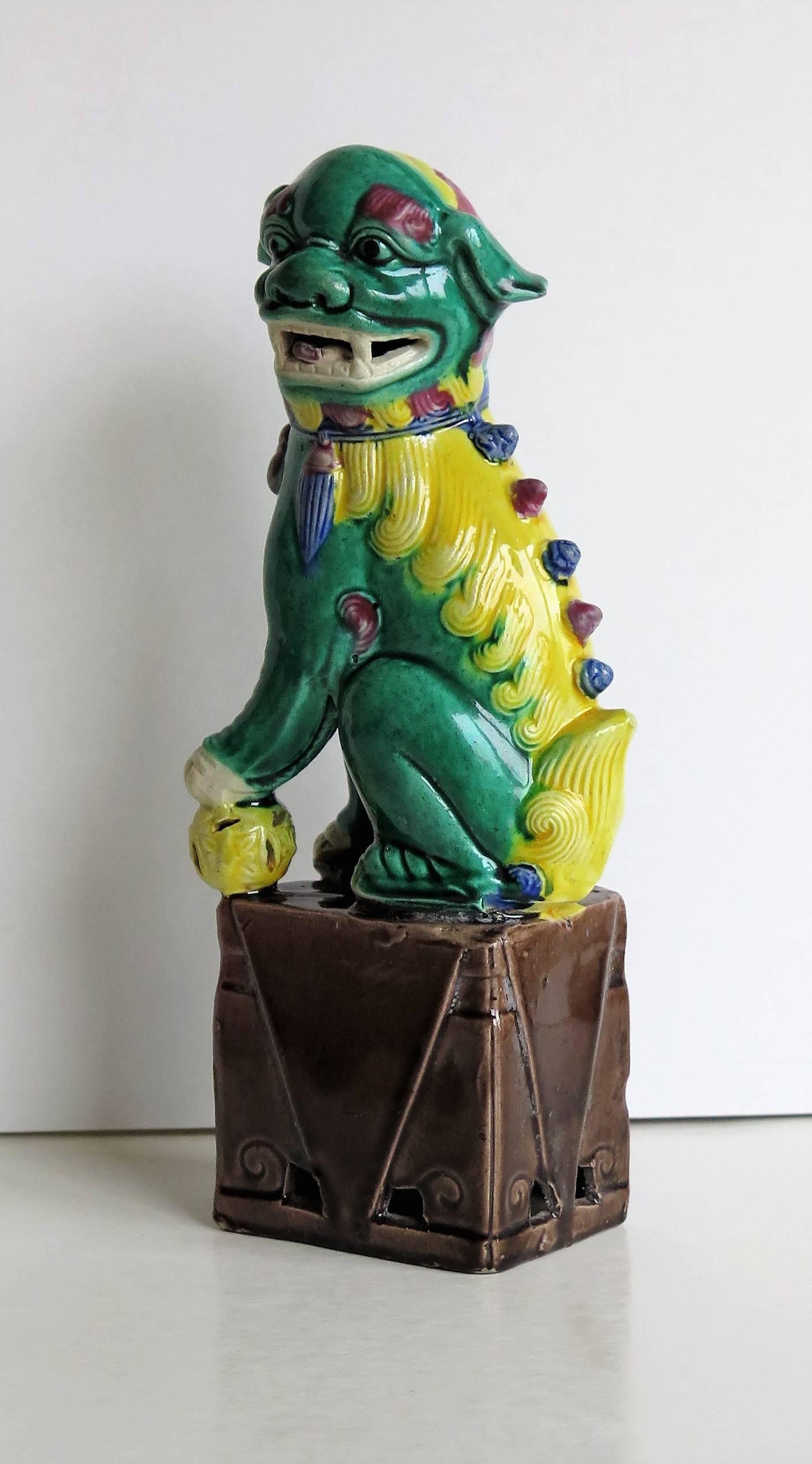 Pair of Chinese Foo Dogs, Porcelain, Hand Enamelled, circa 1920 2