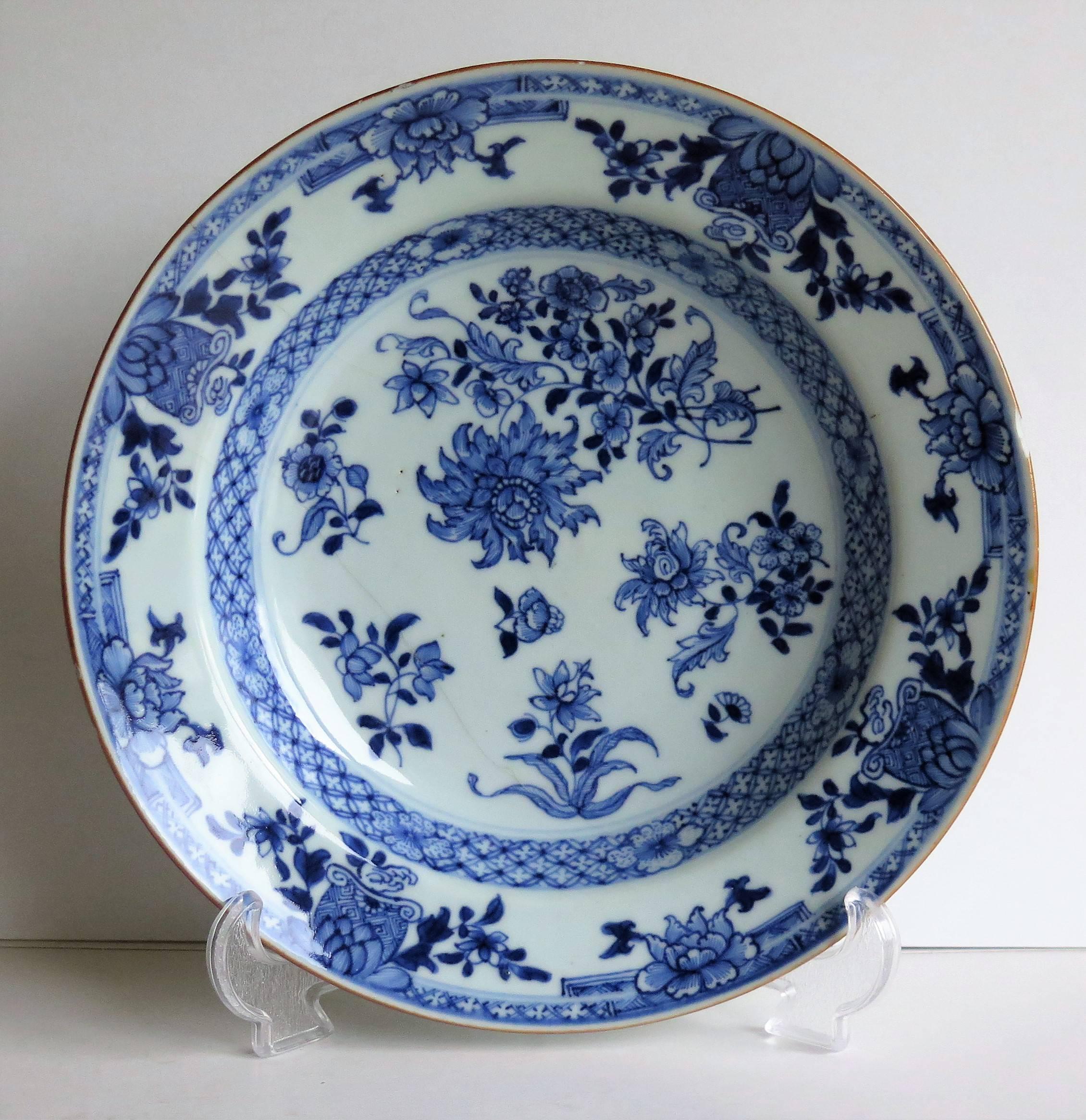 Qing Chinese Porcelain Plate or Bowl, Blue and White, Floral Sprigs, circa 1770