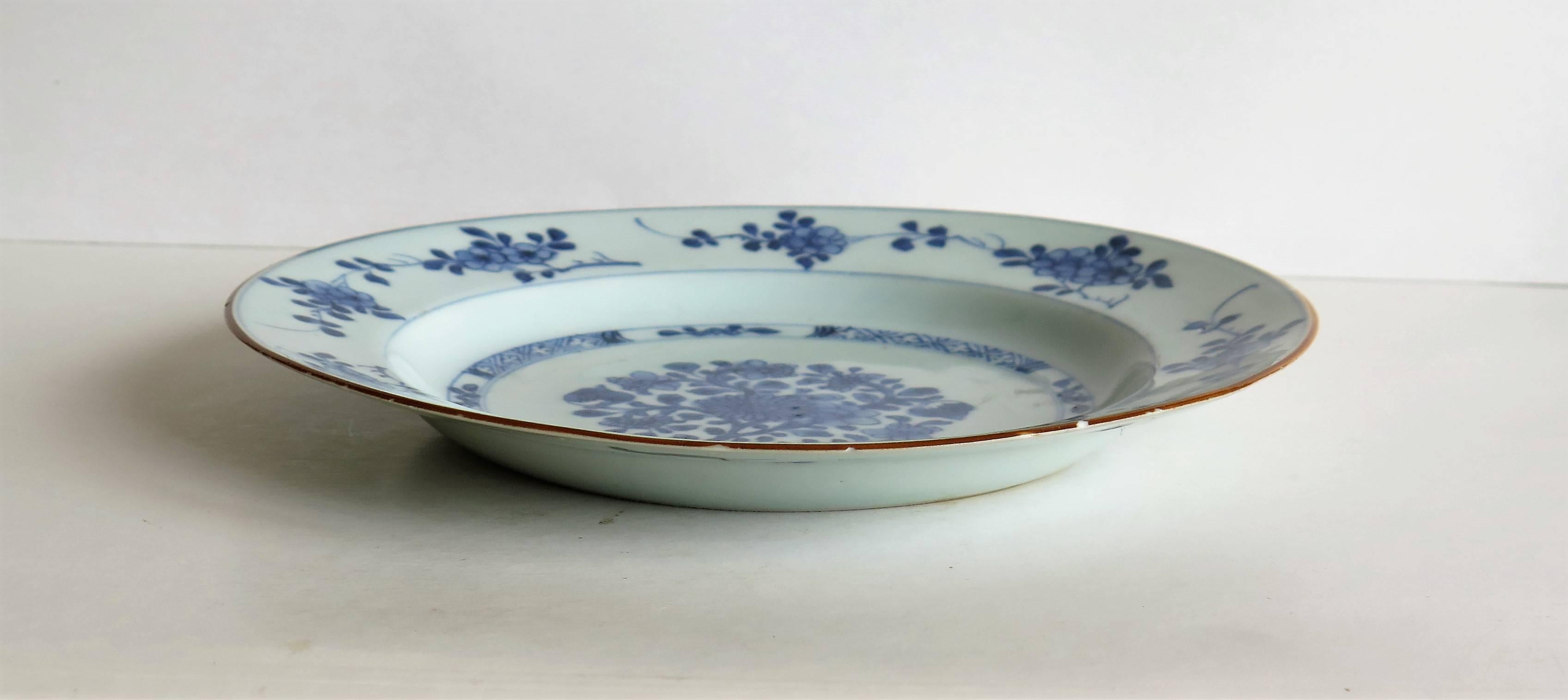 Chinese Porcelain Plate in Blue and White, Qing, Early 18th Century, circa 1735 4