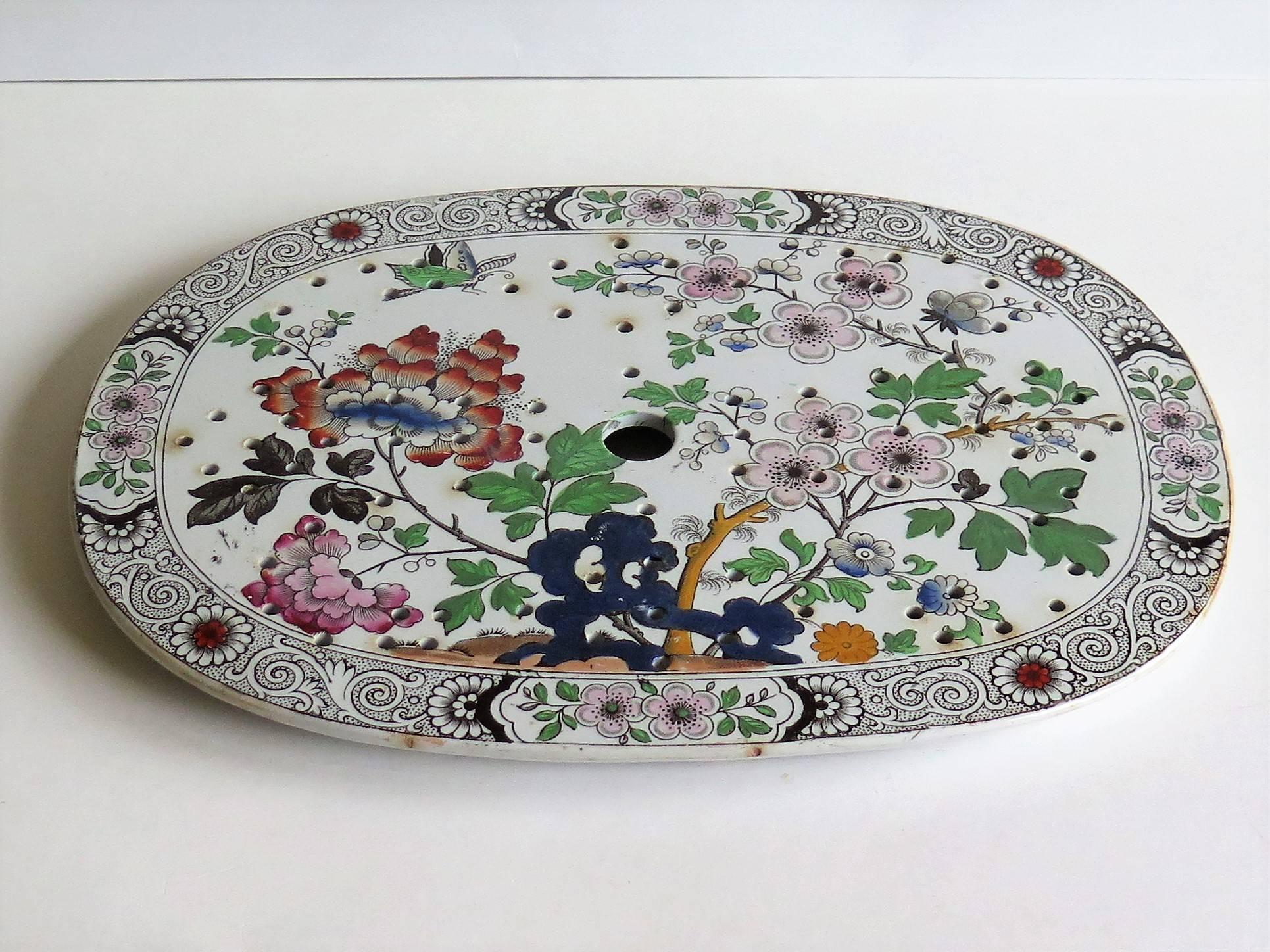 Hand-Painted Georgian Ironstone Platter or Drainer Plate by Hicks Meigh & Johnson, Circa 1830 For Sale
