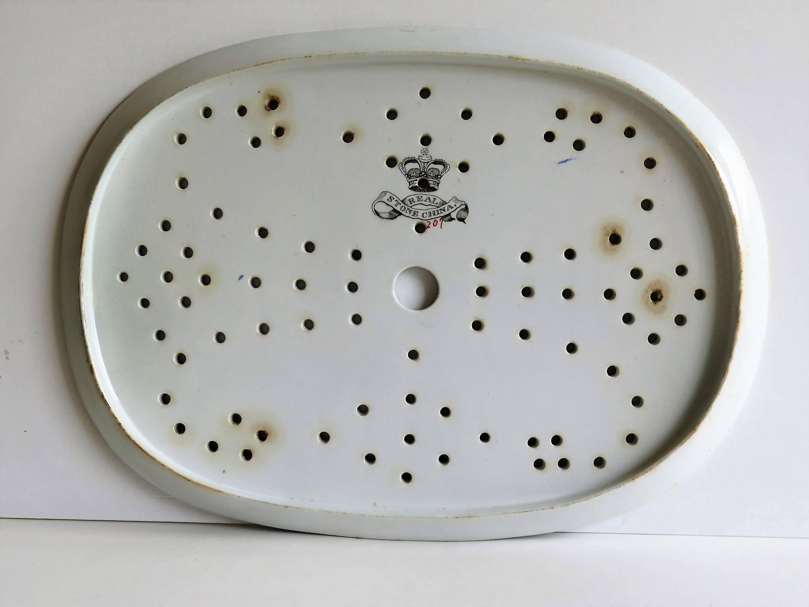 Georgian Ironstone Platter or Drainer Plate by Hicks Meigh & Johnson, Circa 1830 For Sale 1