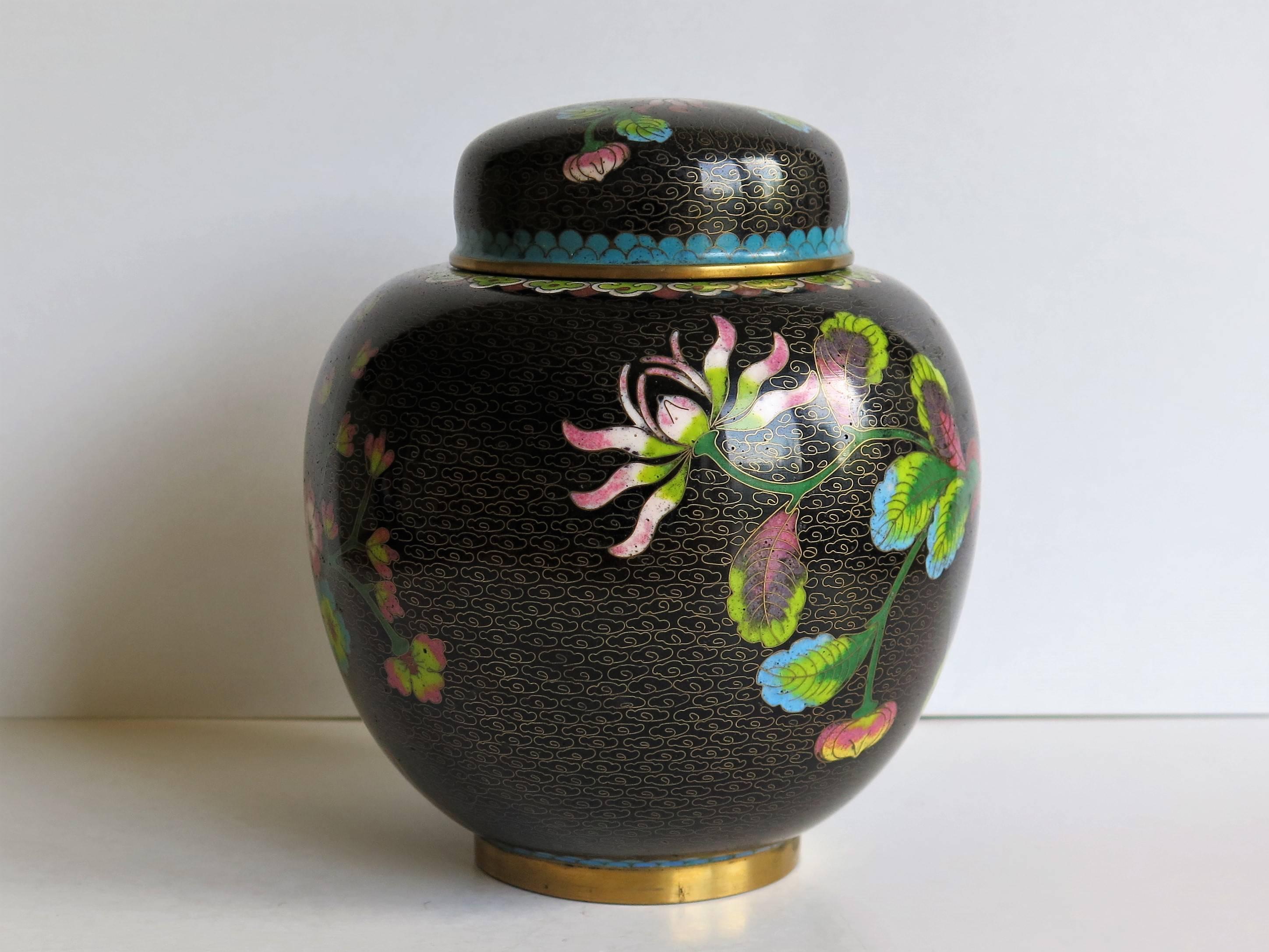 Chinese Cloisonné Lidded Jar Peony and Chrysanthemums, Qing circa 1880 In Good Condition In Lincoln, Lincolnshire