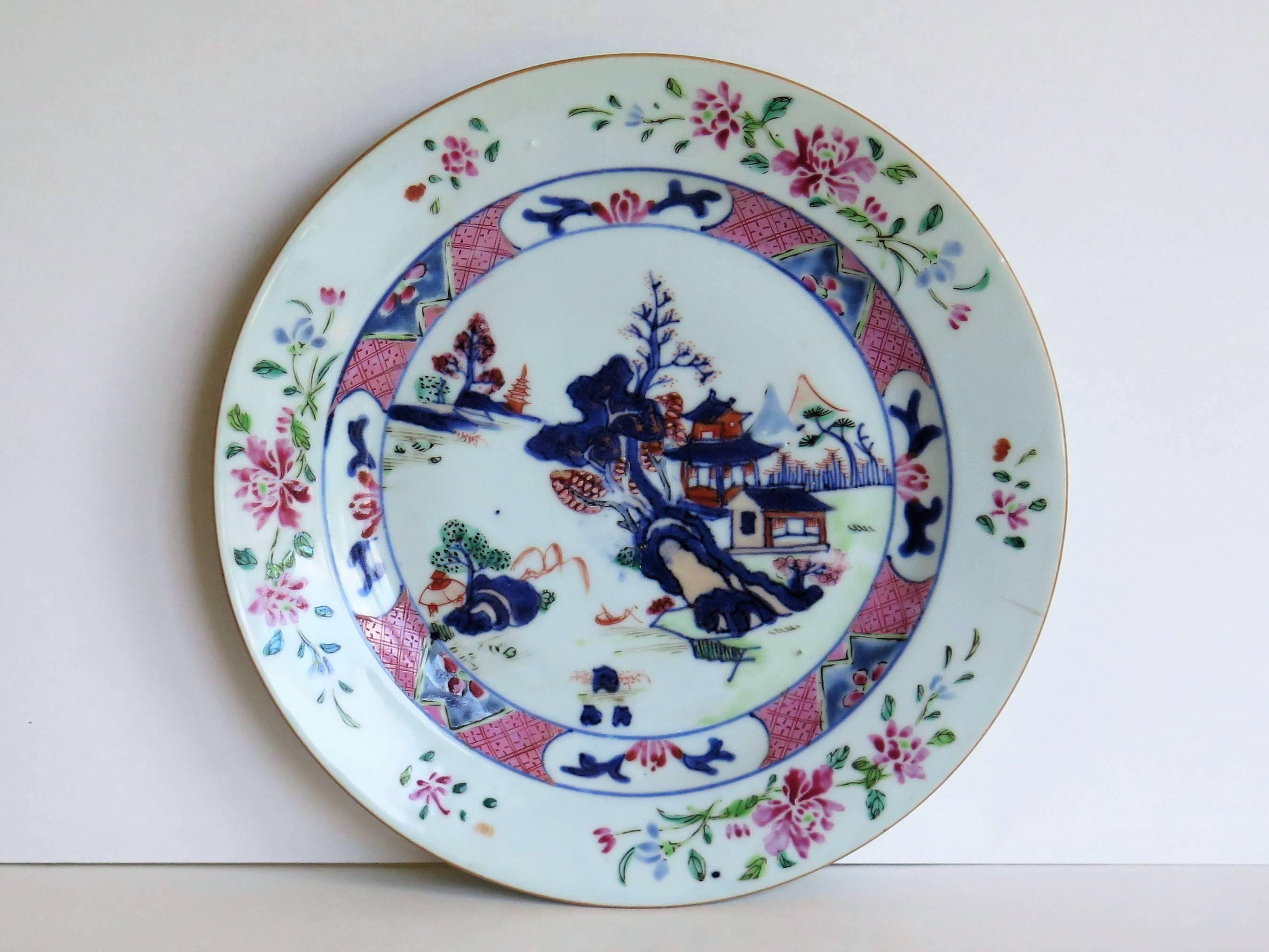 Hand-Painted PAIR Chinese 18thC Plates porcelain Famile Rose, Qing Qianlong Circa 1760