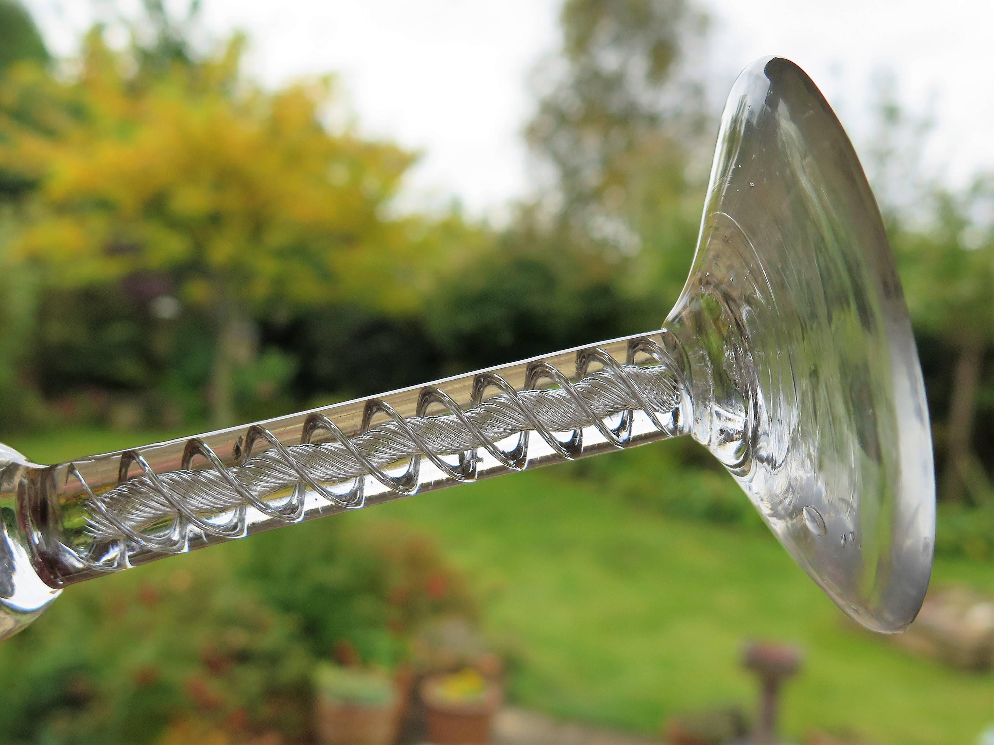 George 2nd Wine Glass Rare Pan Topped Bowl and Mercury Air Twist Stem, Ca 1755 In Good Condition In Lincoln, Lincolnshire