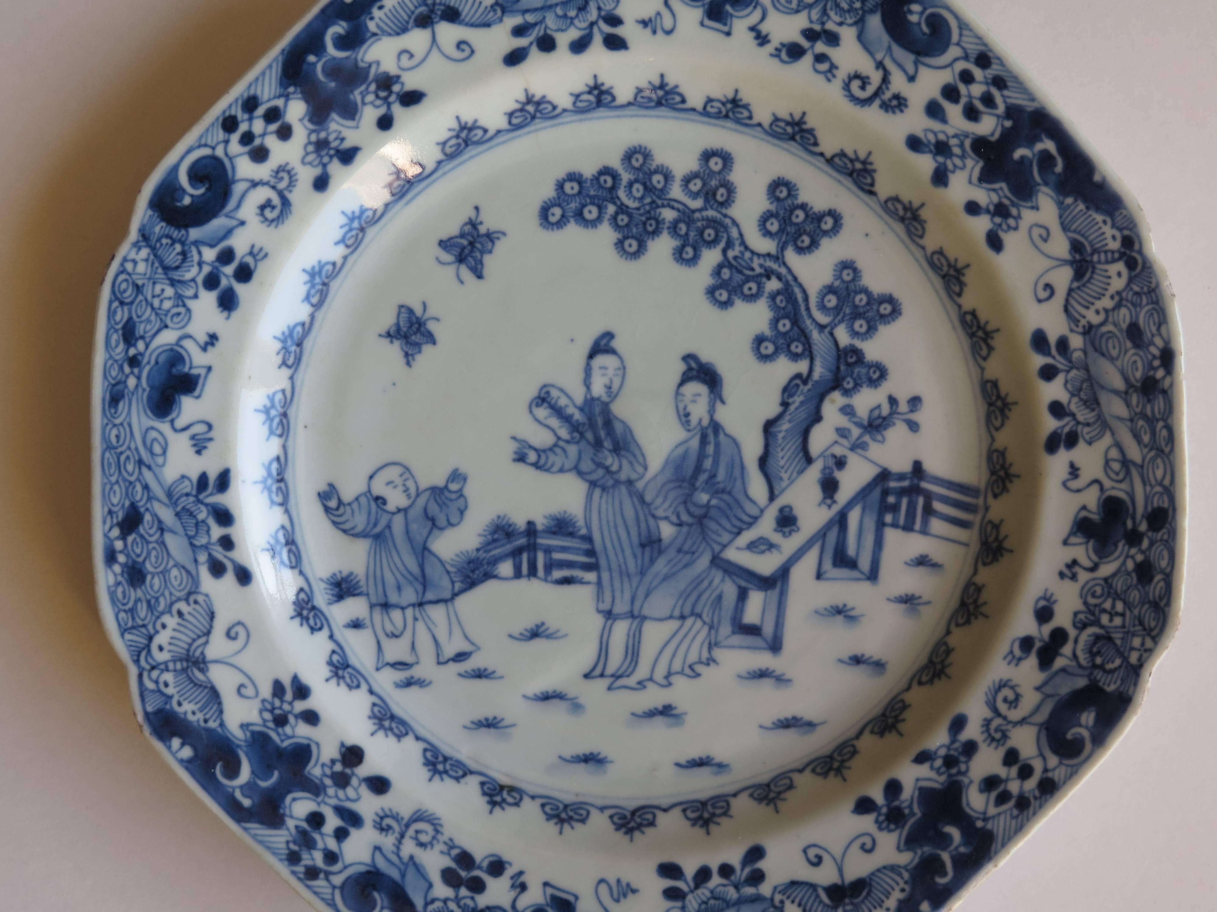 Hand-Painted 18th Century Chinese Porcelain Plate Blue and White Hand Painted, Qing Qianlong