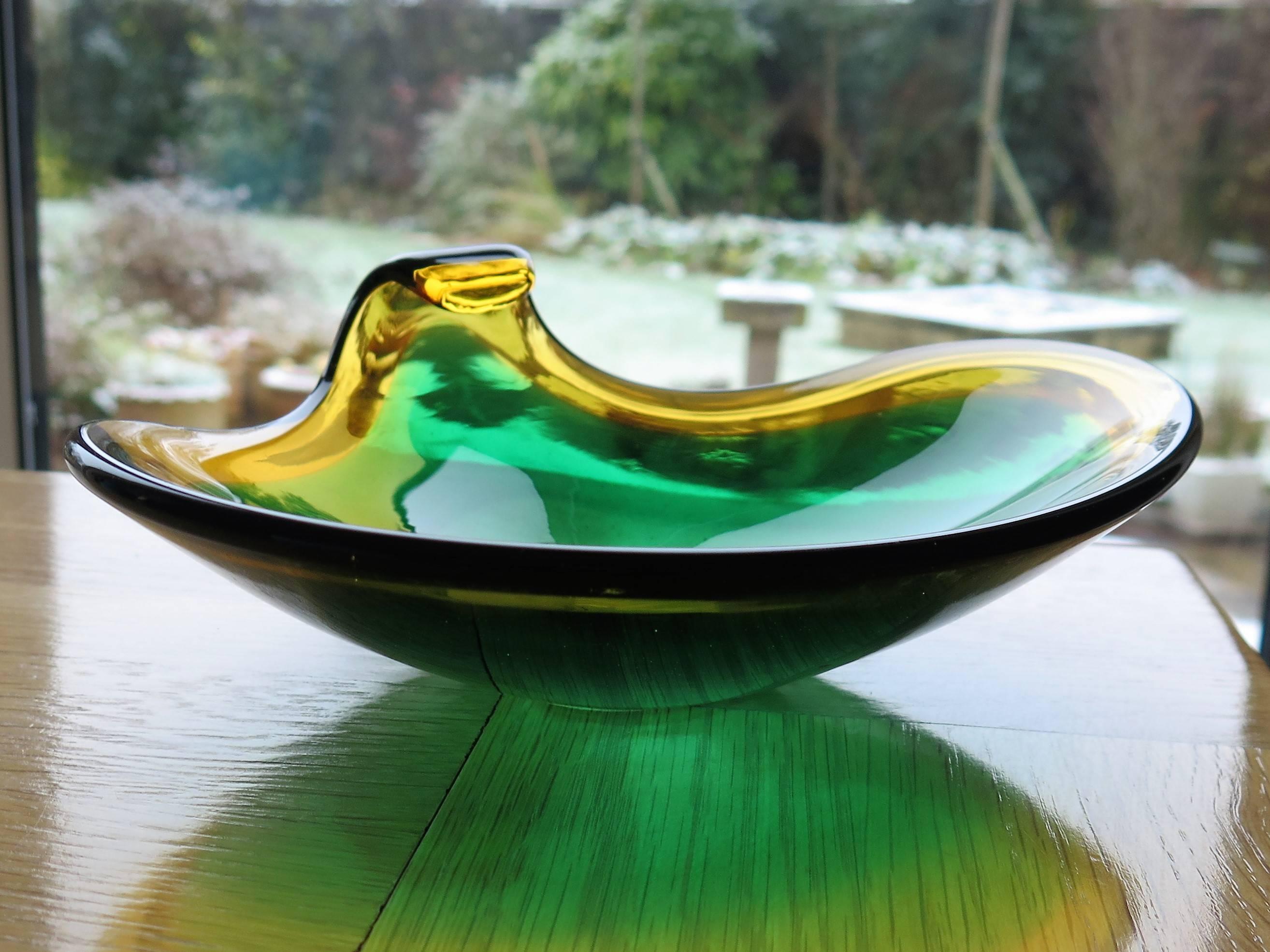 Murano Glass Bowl Flavio Poli for Seguso Vetri d'Arte Green and Gold, Circa 1950 1