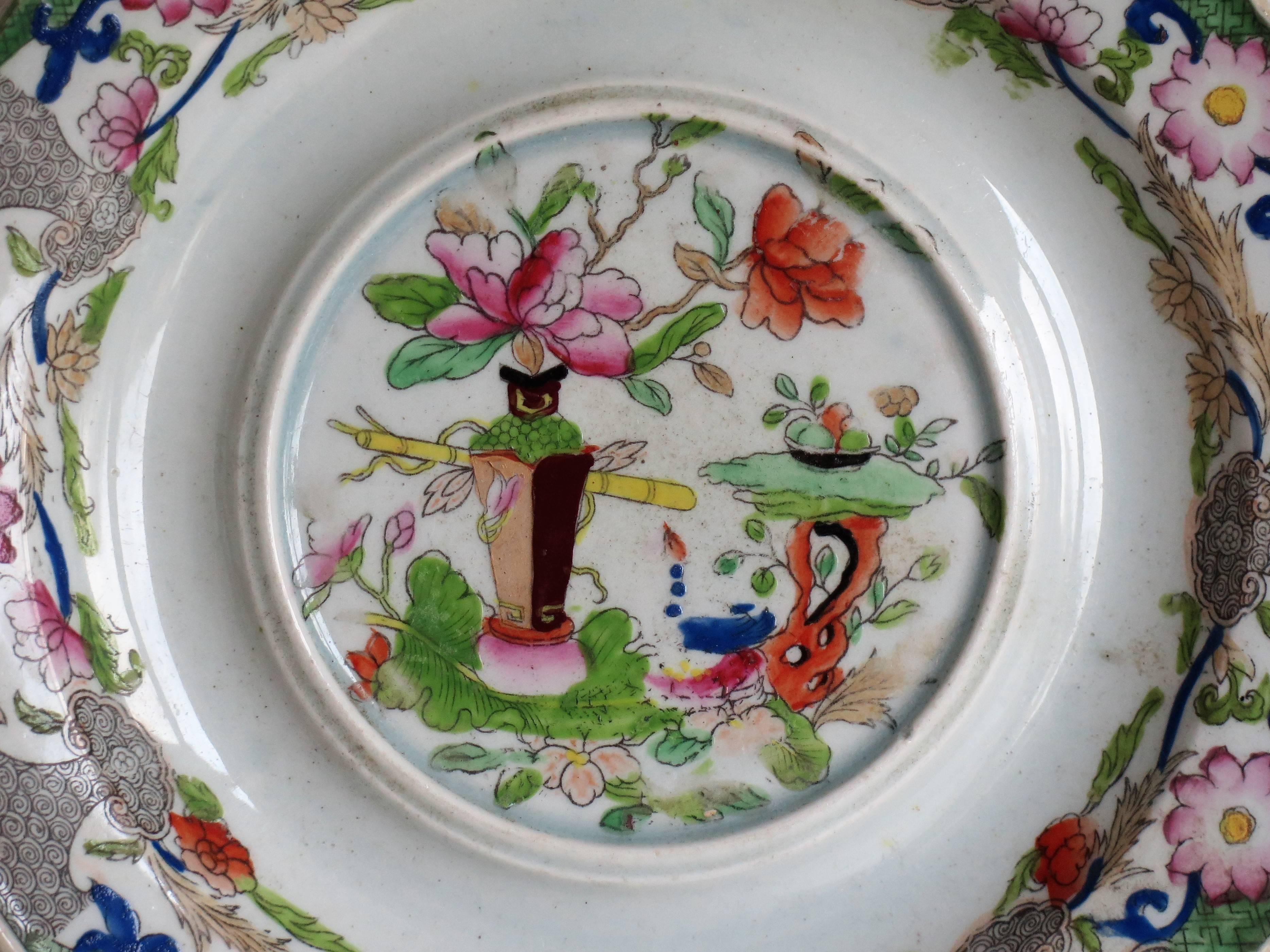 Hand-Painted Early Mason's Ironstone Teapot Stand Table and Flower Pot Pattern, circa 1815
