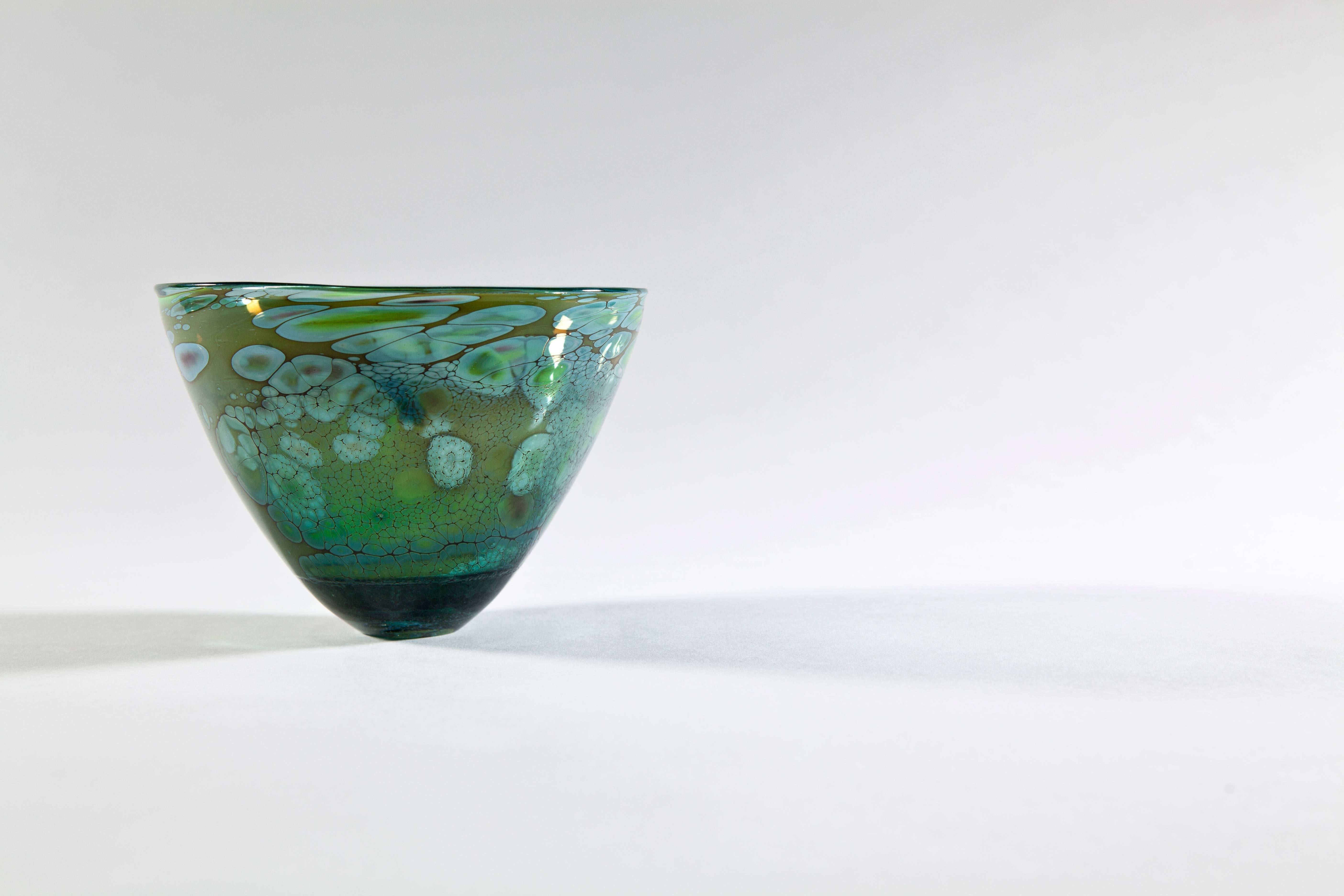 Unique Art Glass Bowl by Willem Heese, Executed by De Oude Horn In Excellent Condition In Amstelveen, NL