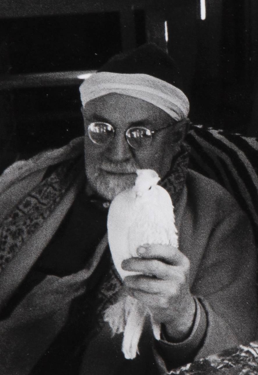 French Henri Matisse Sketching Doves, Photograph by Henri Cartier-Bresson, 1944 For Sale