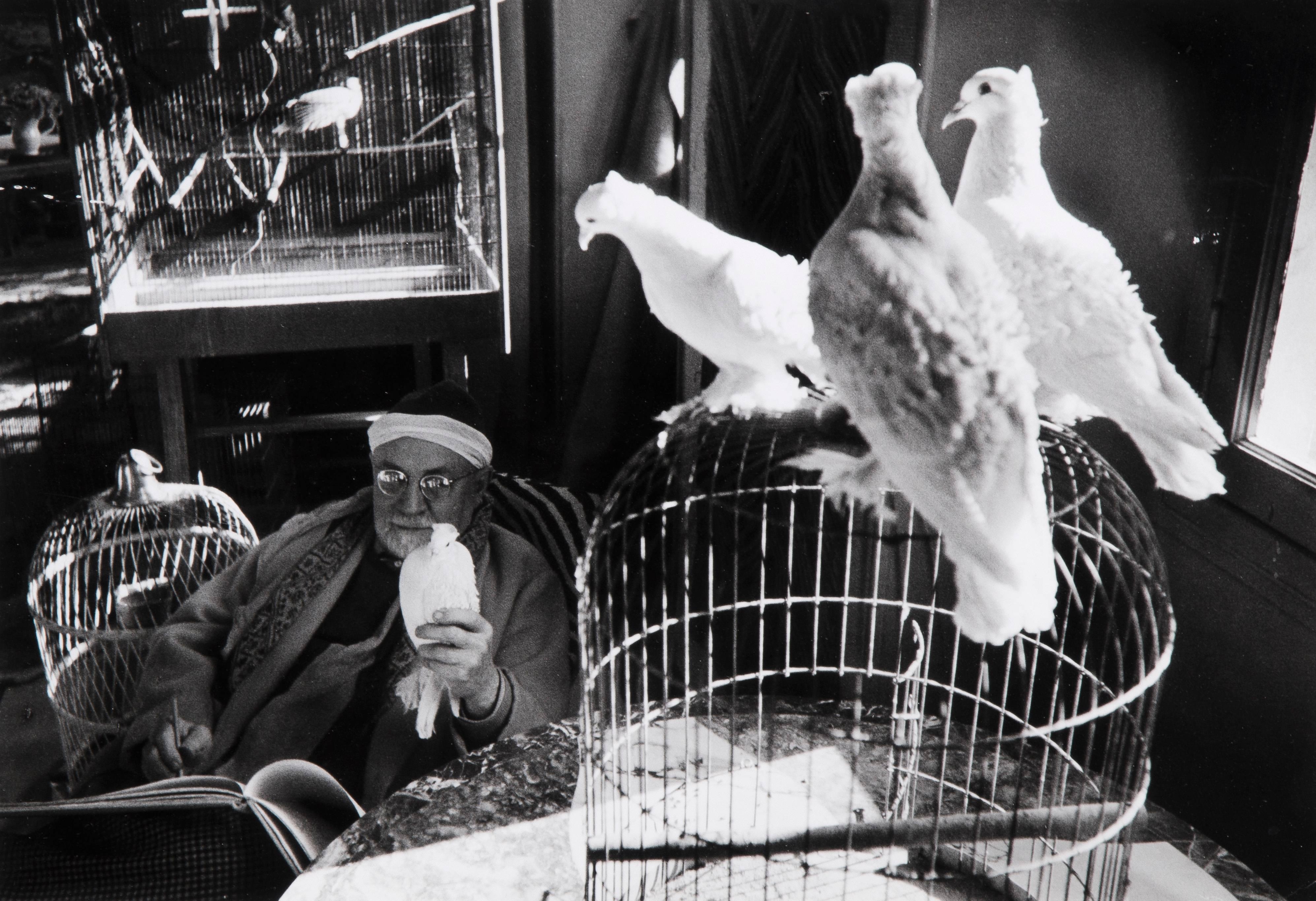 Mid-20th Century Henri Matisse Sketching Doves, Photograph by Henri Cartier-Bresson, 1944 For Sale