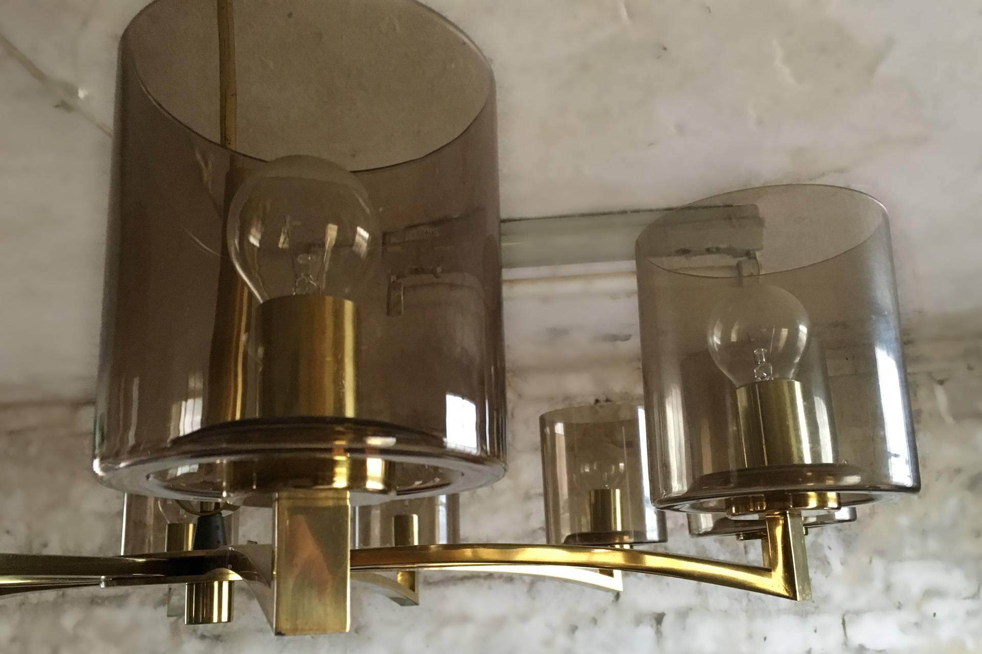 Mid-Century Modern Ten-Light Mid-Century Design Brass and Smoked Glass Chandelier For Sale