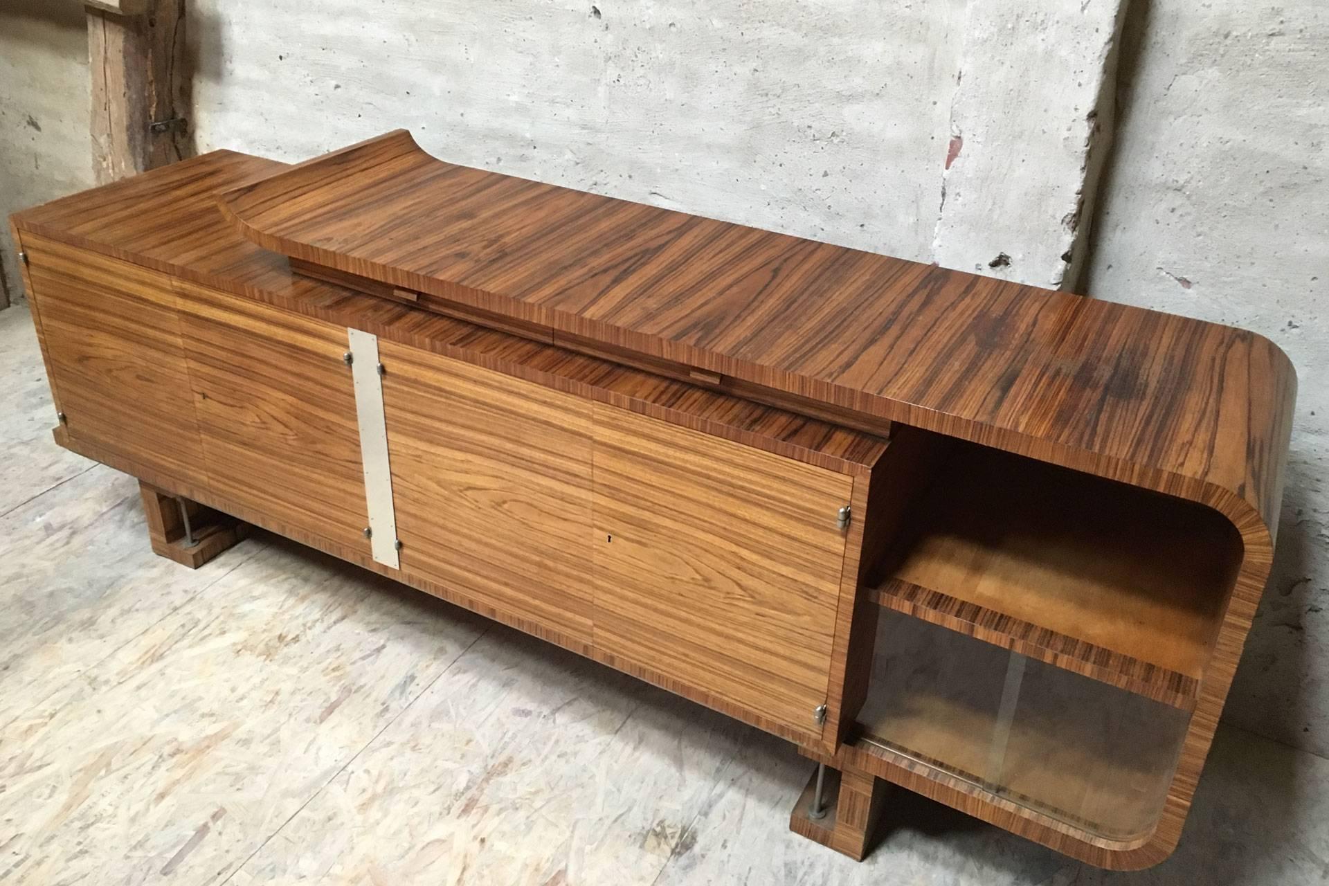 Architectural Shaped Zebrano Veneered Art Deco Sideboard with Polished Metal In Good Condition For Sale In Saarbruecken, DE