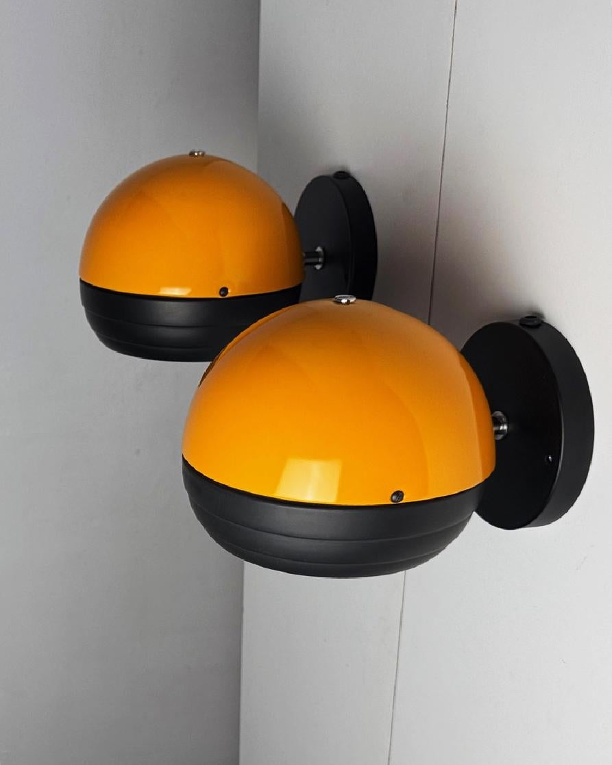 Space Age Coppia di appliques Doddó di Eduardo Albors per Lamsar 1973 in vendita