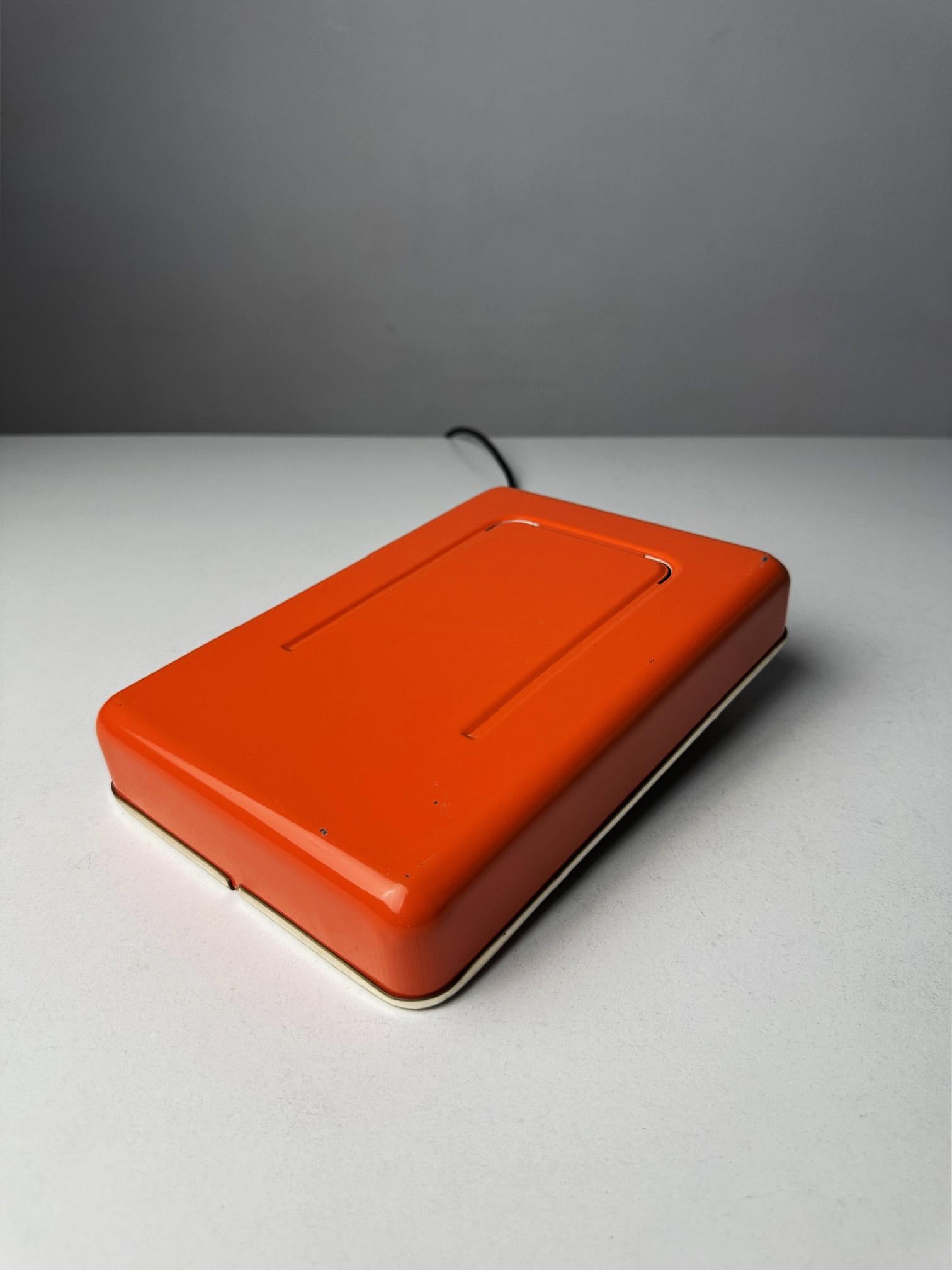 Fine XX secolo Fase Mini: Un'icona del design spagnolo di metà secolo 1970-1979 totalmente pieghevole in vendita