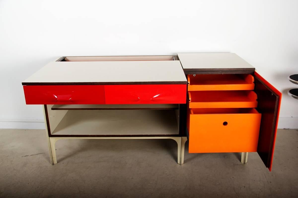 Mid-20th Century Raymond Loewy Writing Desk DF2000 in Red ABS