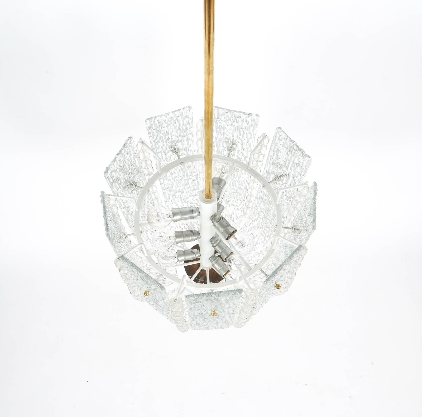 J.T Kalmar Glass and Brass Basket Chandelier Lantern Lamp, Austria 1950 In Good Condition For Sale In Vienna, AT