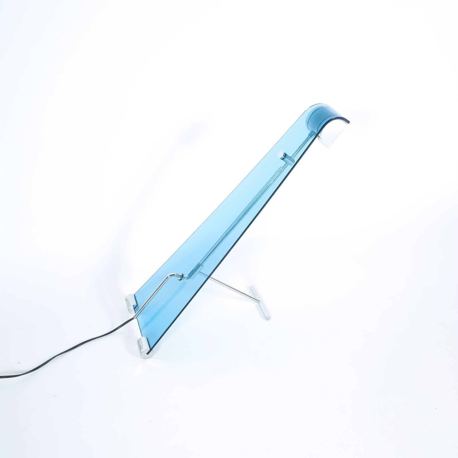 Blue Lucite Chrome Desk Lamp, Italy, 1980 In Good Condition For Sale In Vienna, AT