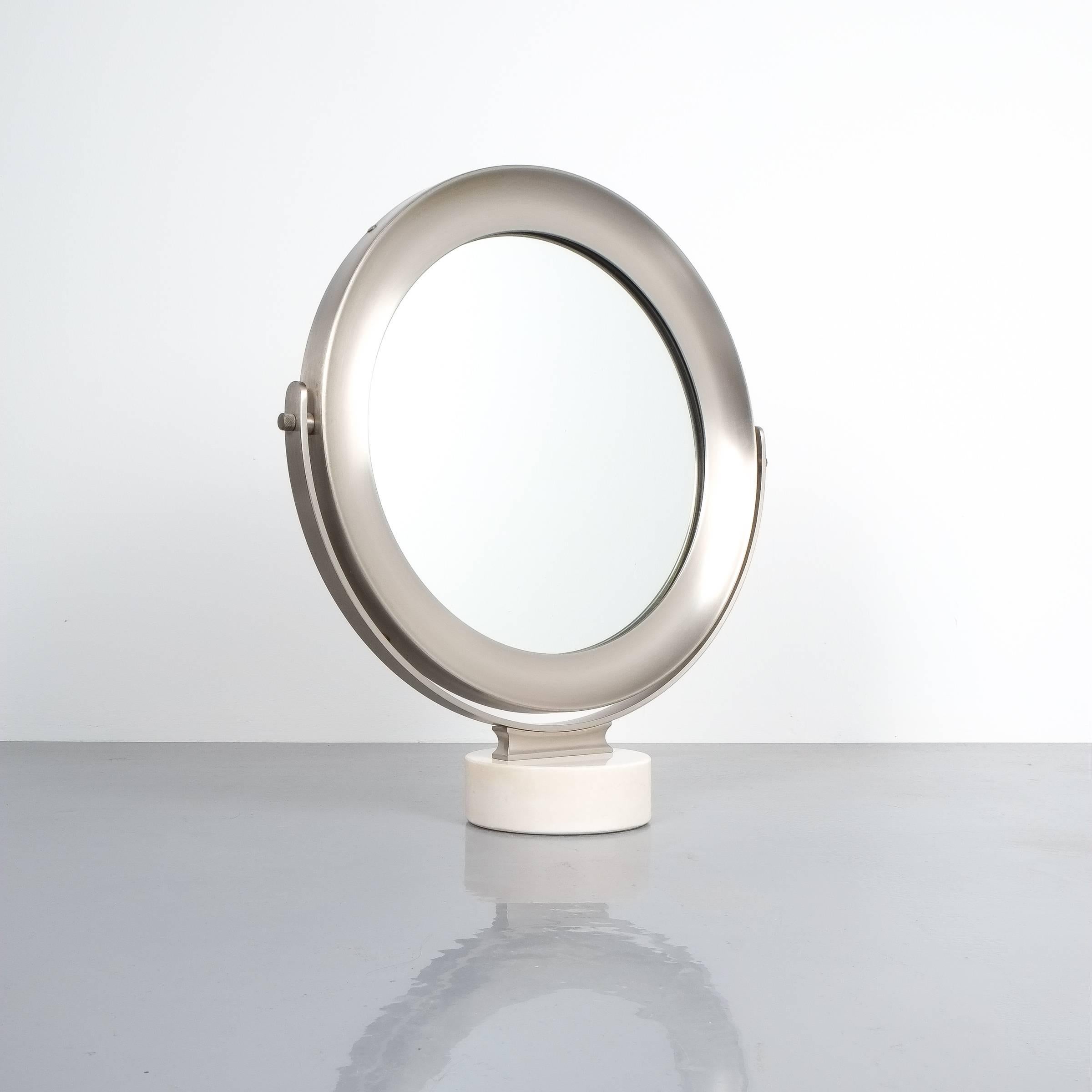large swivel mirror