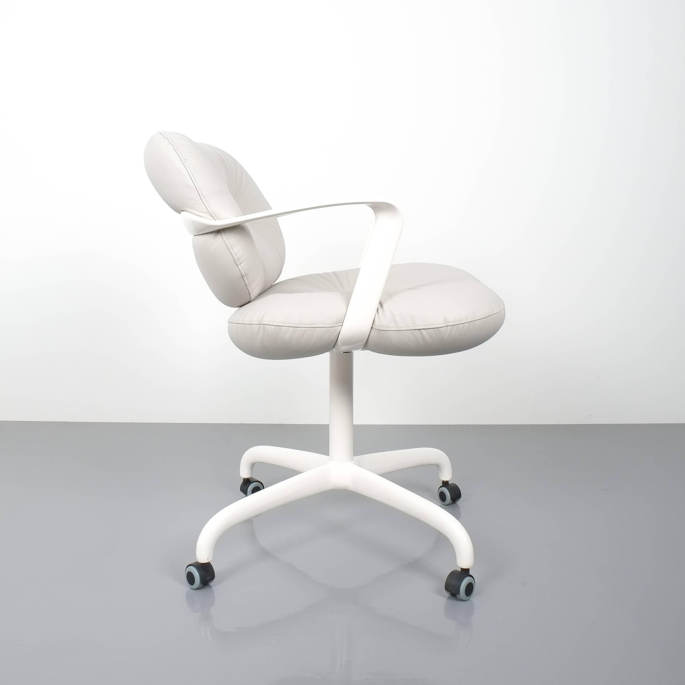 Andrew Morrison and Bruce Hannah for Knoll office chair grey leather, 1975. Newly upholstered grey leather office desk chair on a white base (no swivel base) in great condition.