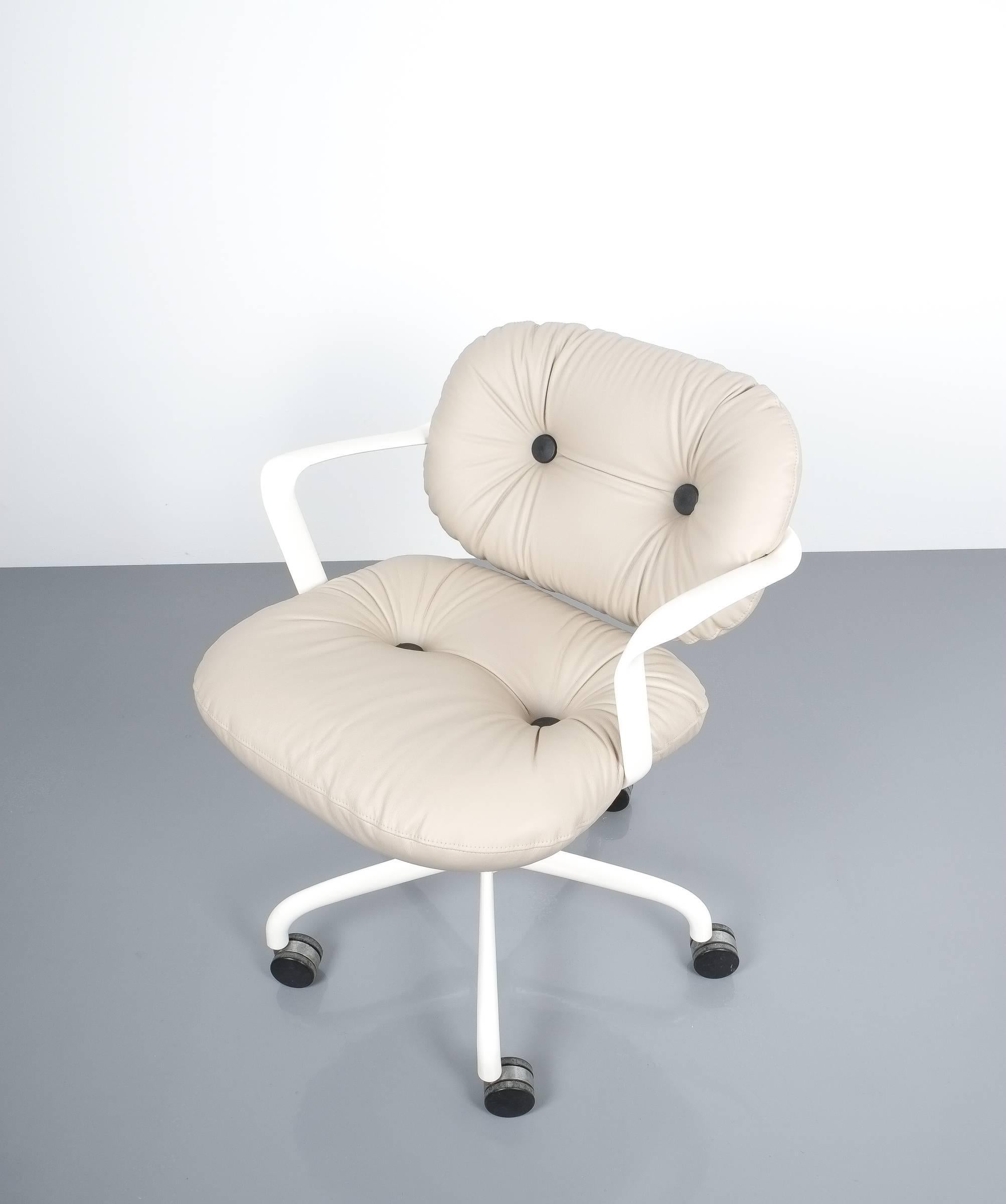 Mid-Century Modern Andrew Morrison and Bruce Hannah for Knoll Office Chair Beige Leather, 1975