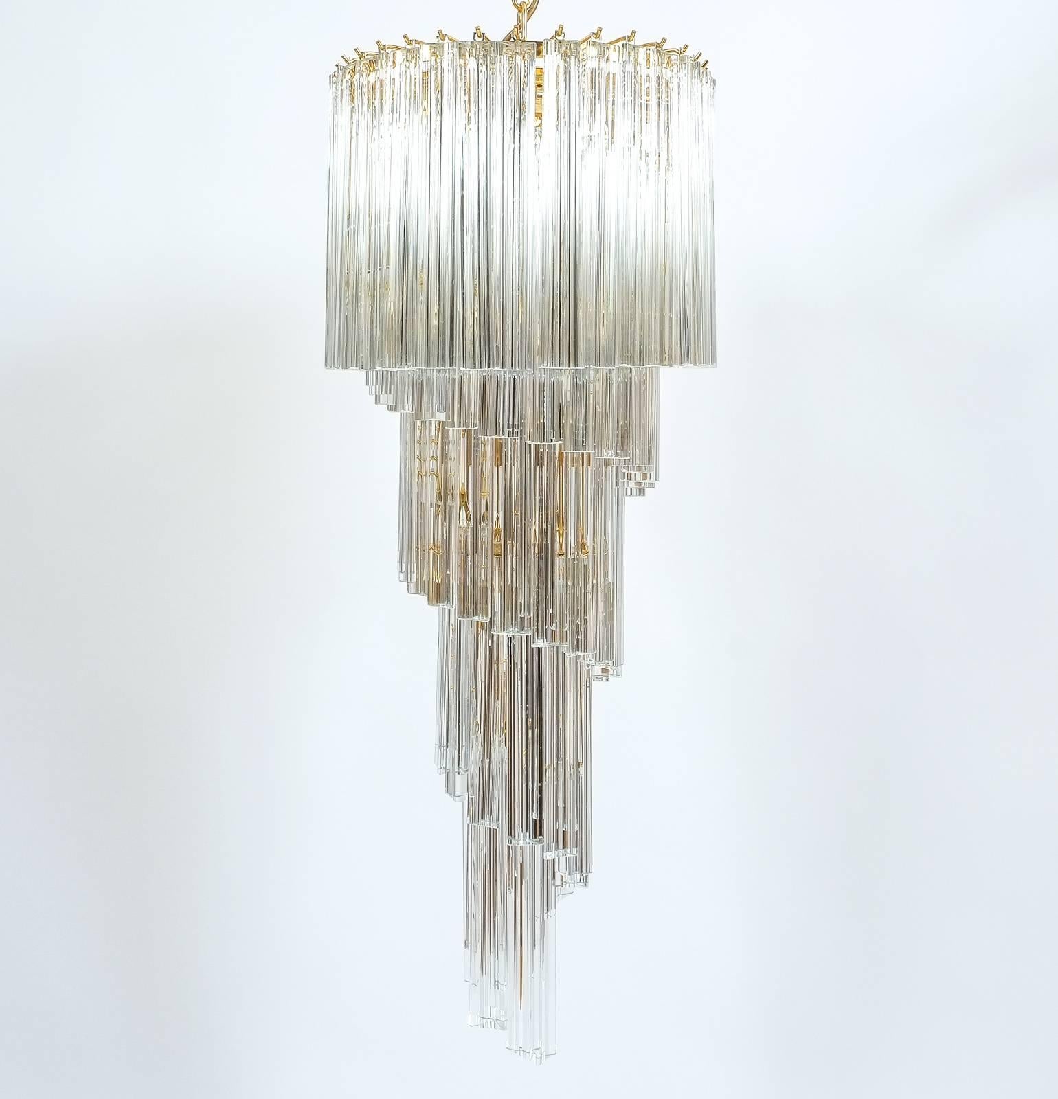 Italian Venini Five-Tier Swirling Chandelier Lamp with Murano Glass Triedri Prisms, 1960 For Sale
