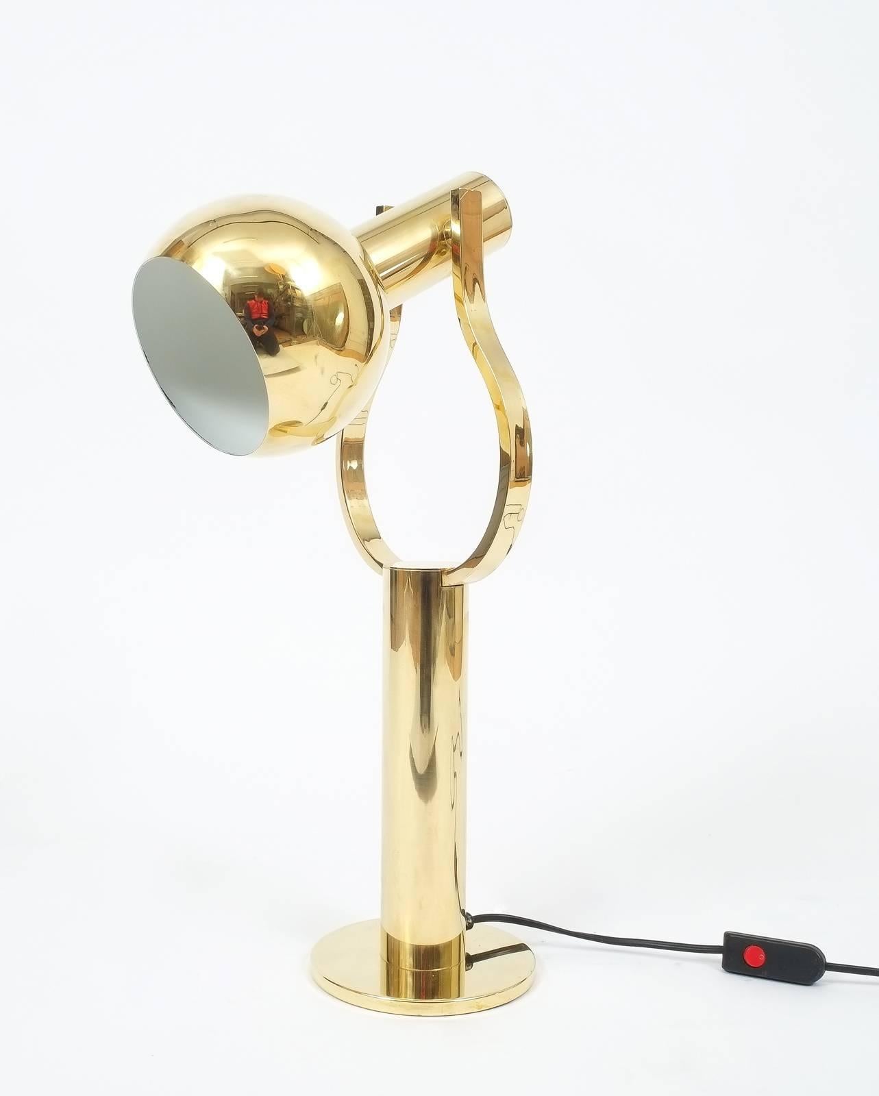 Pair of Articulate Refurbished Brass Desk Lamps by Staff, Germany, 1970 (Poliert)
