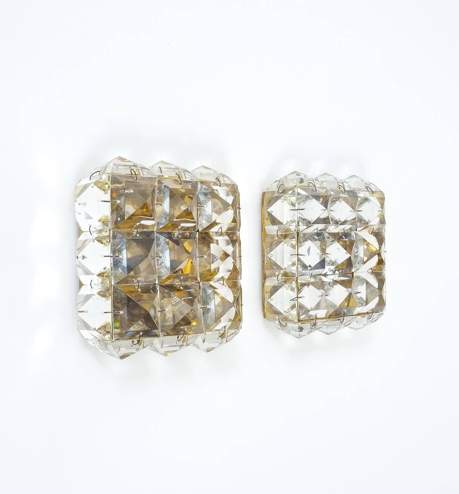 Bakalowits Pair Of Crystal Glass and Brass Sconces, Austria 1950 For Sale 3
