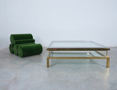 Großer Couchtisch im Vitrinenstil aus Messing und Chrom, zugeschrieben Maison Jansen, 1970er Jahre