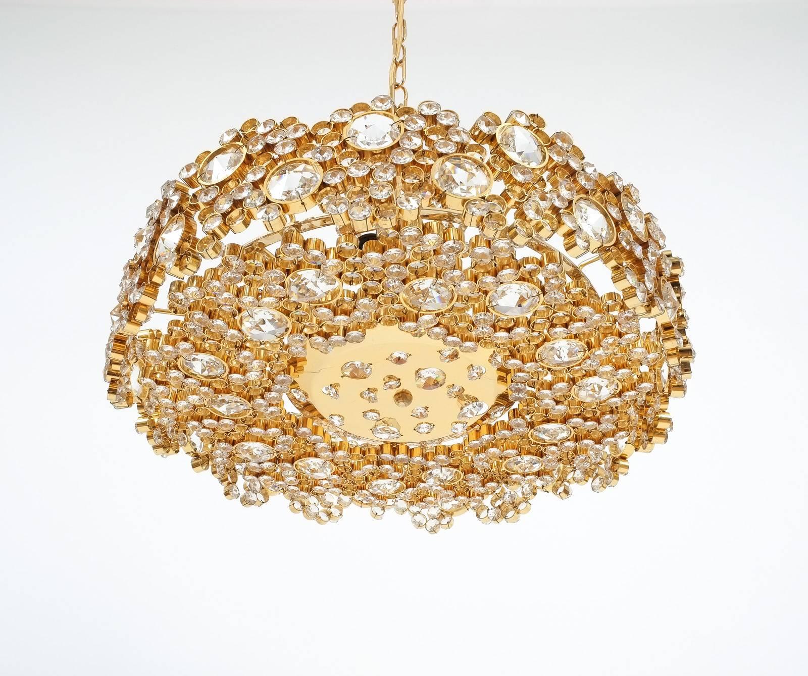 One of Two Palwa Crystal Glass Brass Chandeliers Refurbished Lamps, 1960 In Good Condition In Vienna, AT