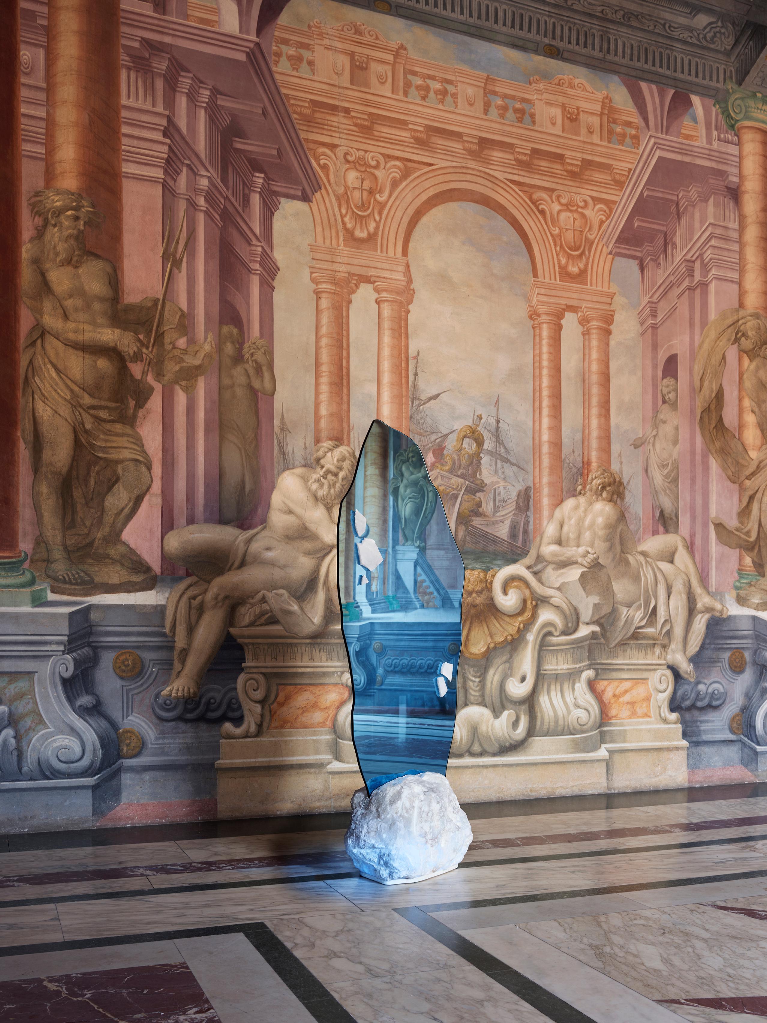 Vetro B-15A – FMM  2024  Alabaster & Mirror  Sculptural  Handmade  45×40×210 cm in vendita