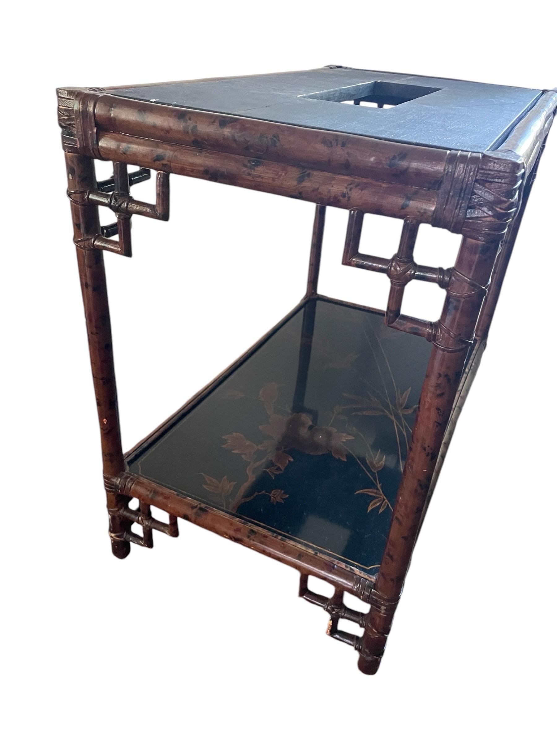 Table d'entrée de bureau chinoiserie Maitland Smith vintage bambou rotin en vente 10