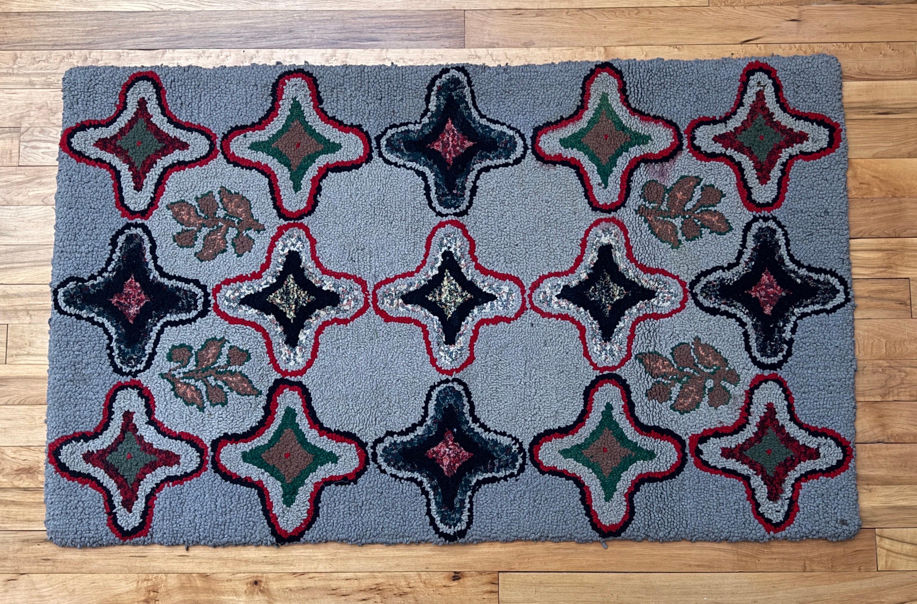 Spektakulärer geometrischer amerikanischer Volkskunst-Hakenteppich aus den 1920er Jahren im Angebot 3