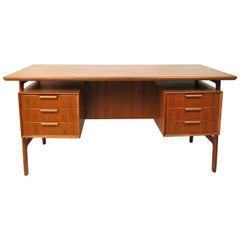 Retro Gunni Omann Executive Teak Danish Modern Desk Model #75